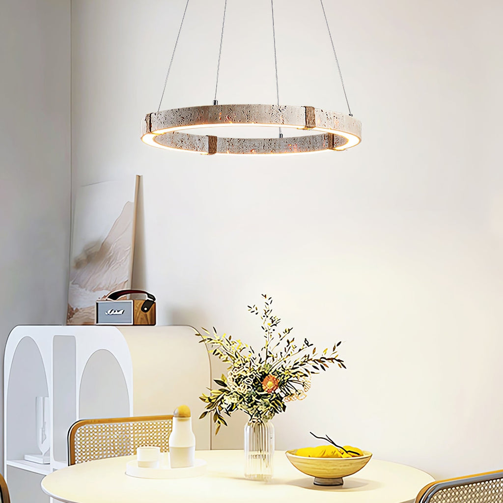Suspension moderne Ronan en Travertin jaune