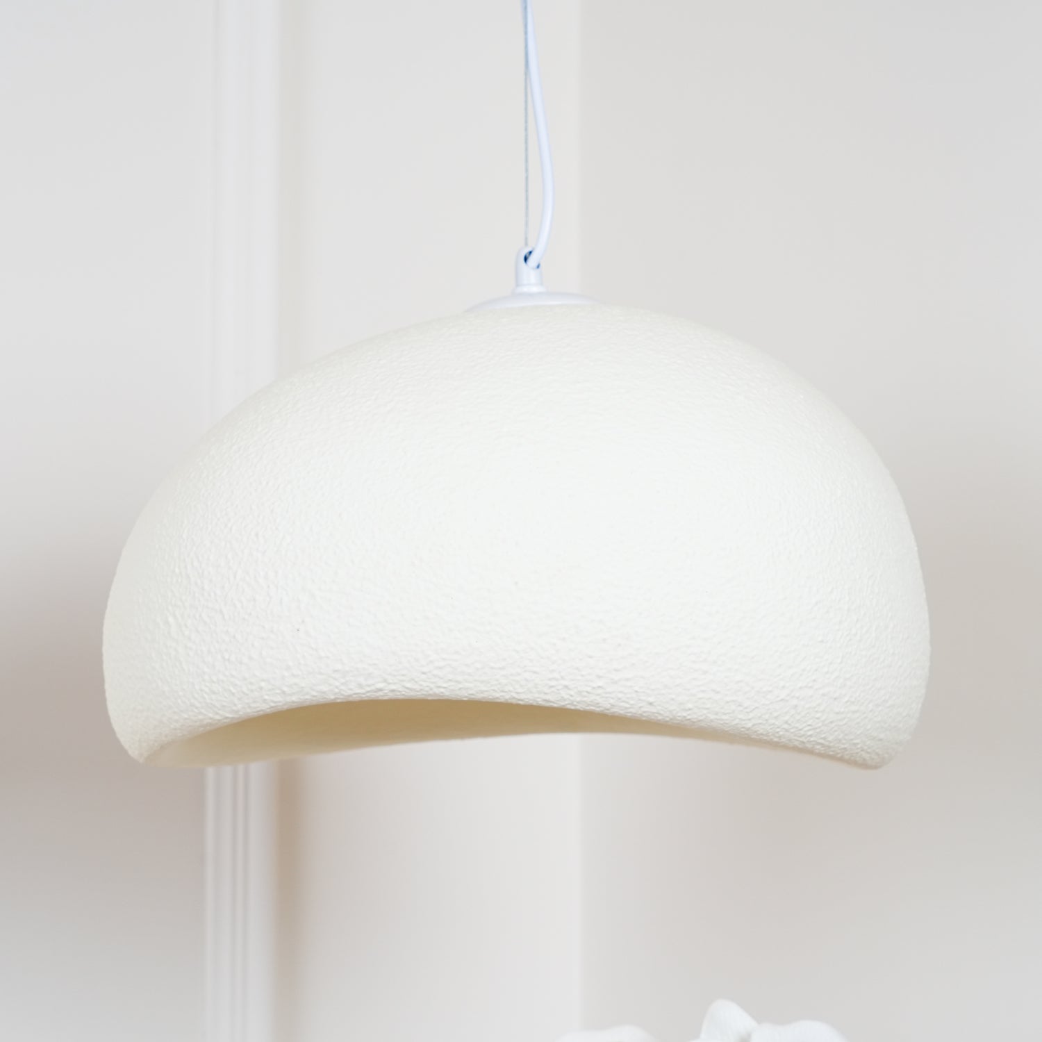 Suspension moderne Greger en Polystyrène noir câble suspendu