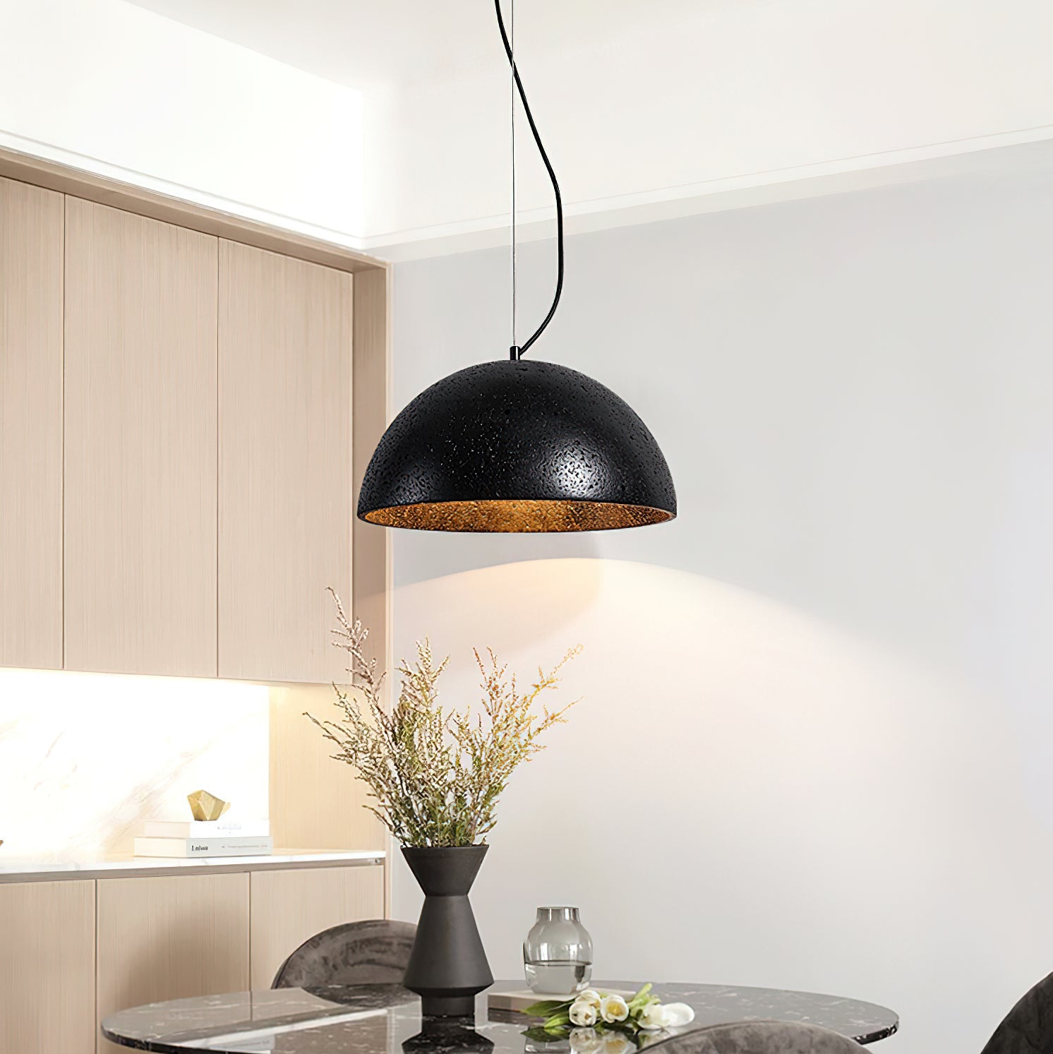 Suspension moderne Fromund en Travertin jaune