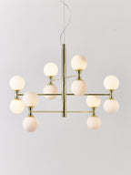 Grande suspension avec boules de verre Torin - Blanc, doré
