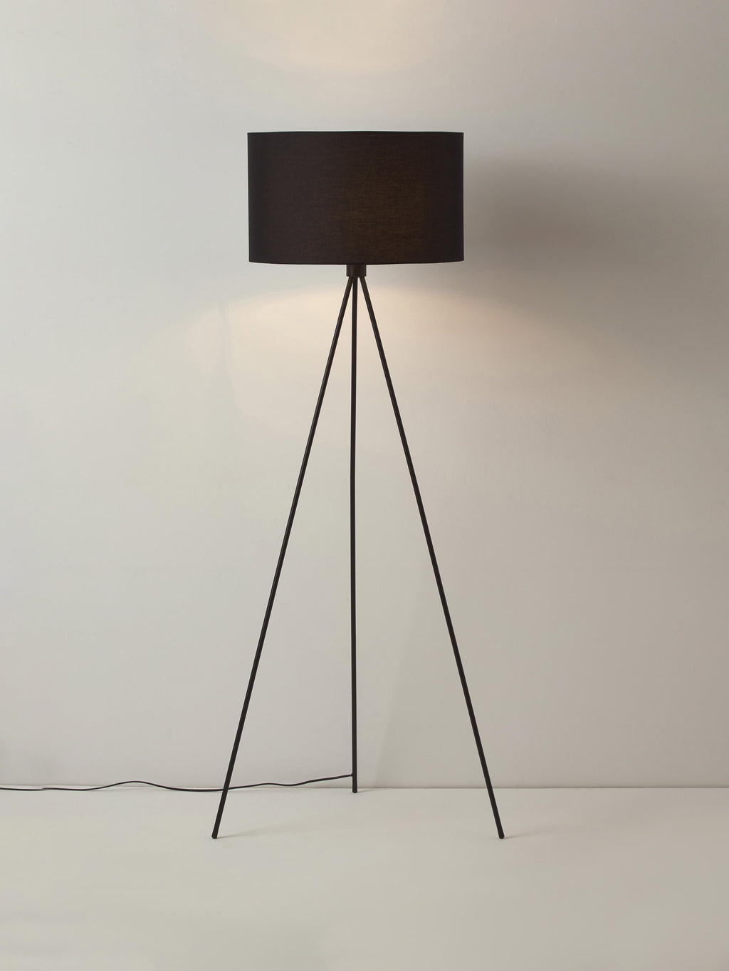 Lampadaire trépied scandi Gylfi - Noir