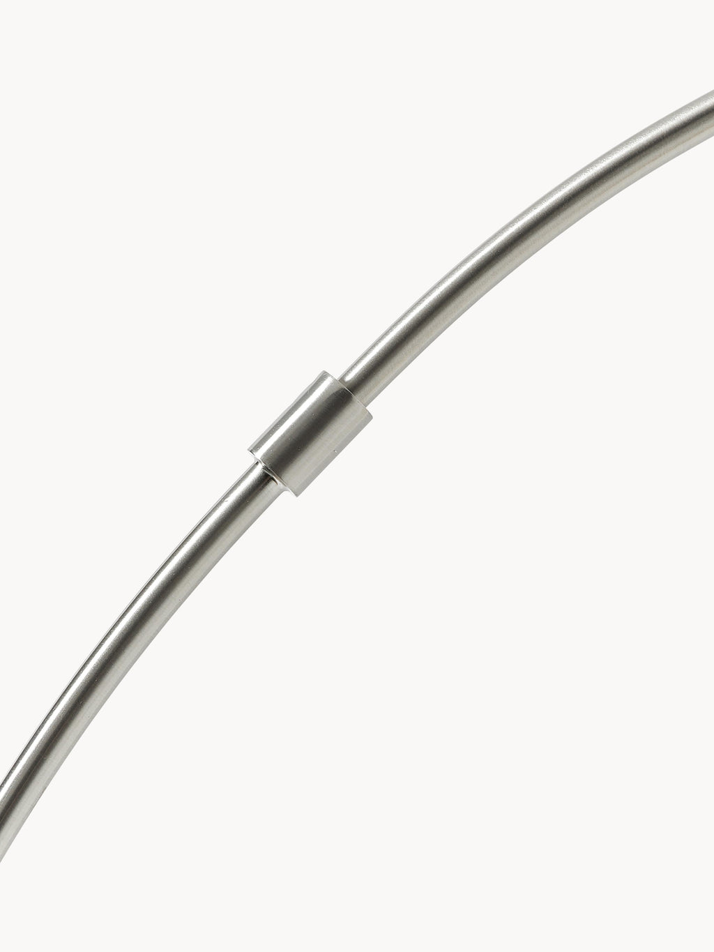Grand lampadaire arc Gregor - Beige, argenté