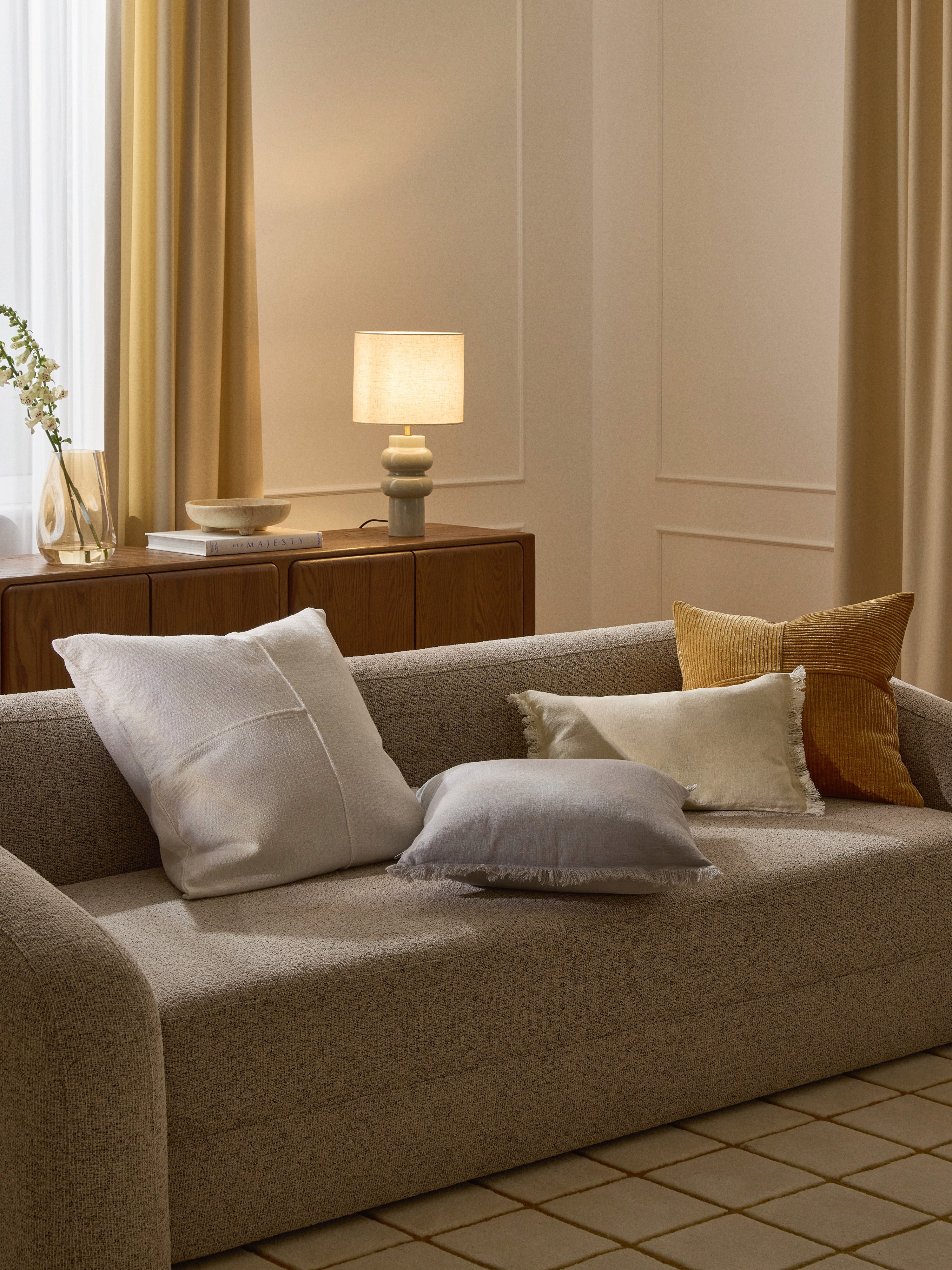 Grande lampe à poser en céramique Vaino - Beige, gris-vert