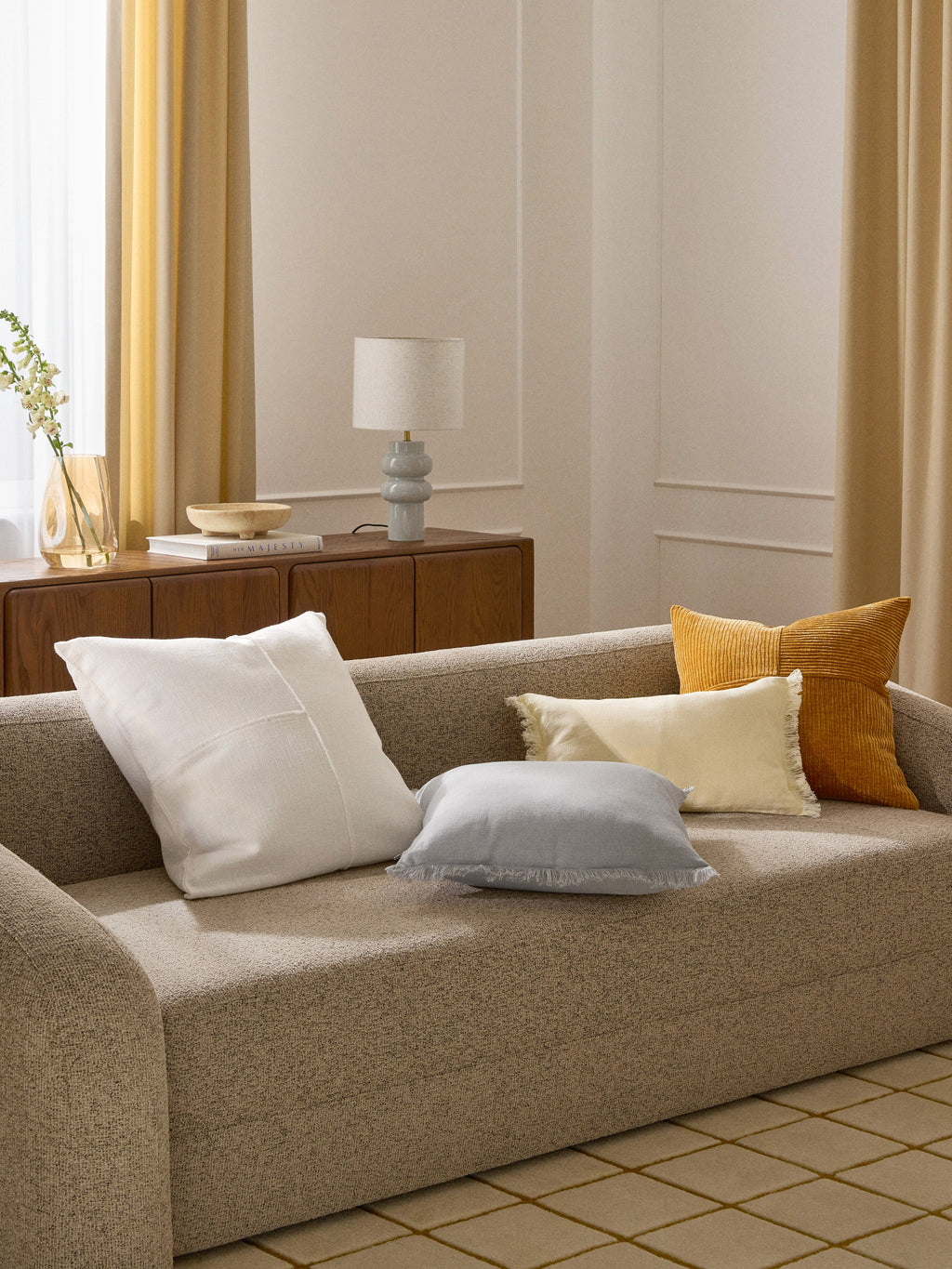 Grande lampe à poser en céramique Vaino - Beige, gris-vert