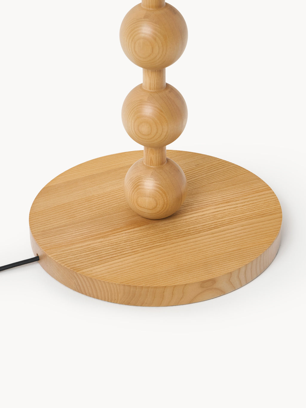 Lampadaire avec pied en bois Struan - Bois de frêne clair, blanc