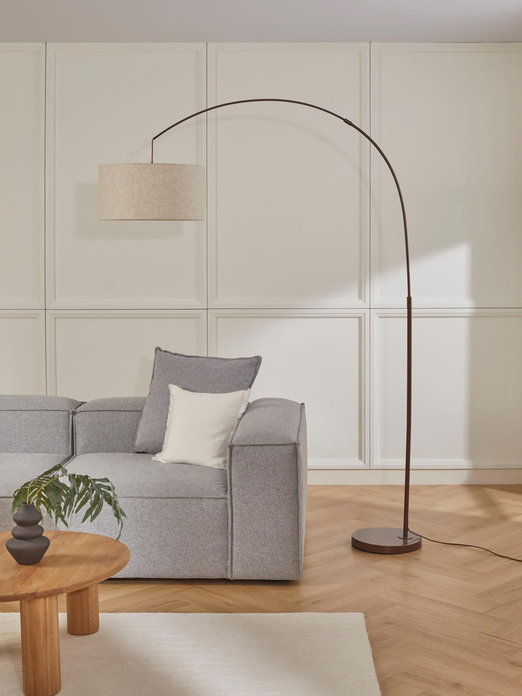 Grand lampadaire arc Cree - Beige clair, brun foncé