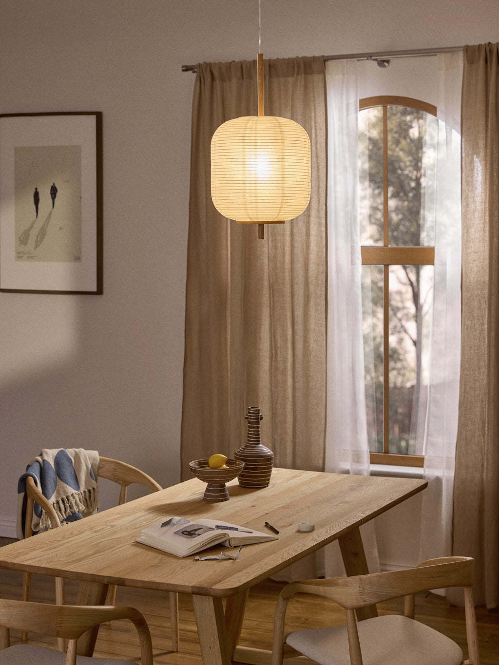 Suspension design en papier de riz Plato - Blanc, bois clair