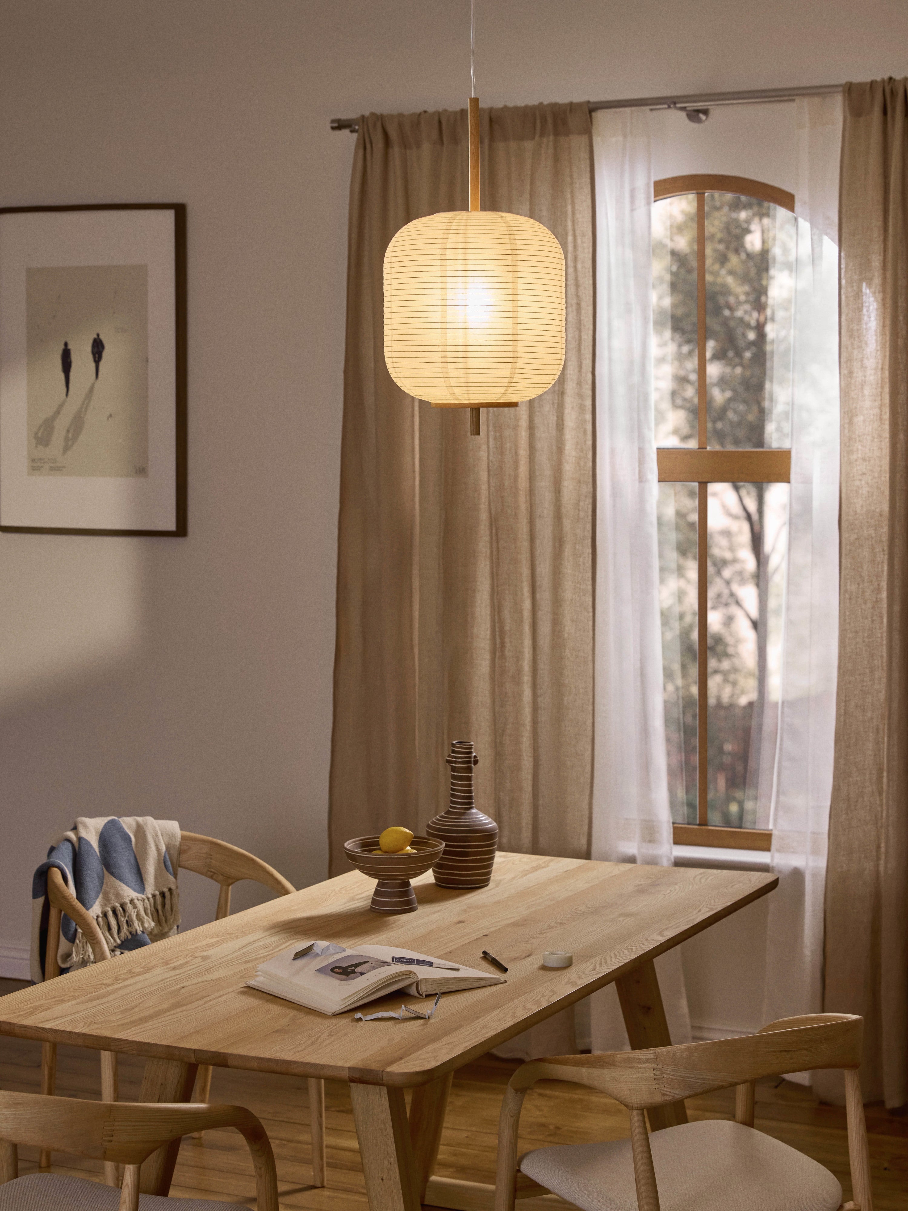 Suspension design en papier de riz Plato - Blanc, bois clair