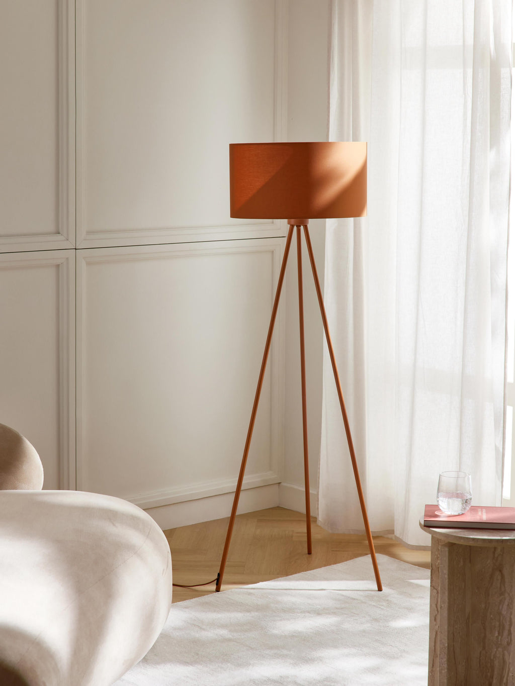 Lampadaire trépied scandi Gylfi - Terracotta