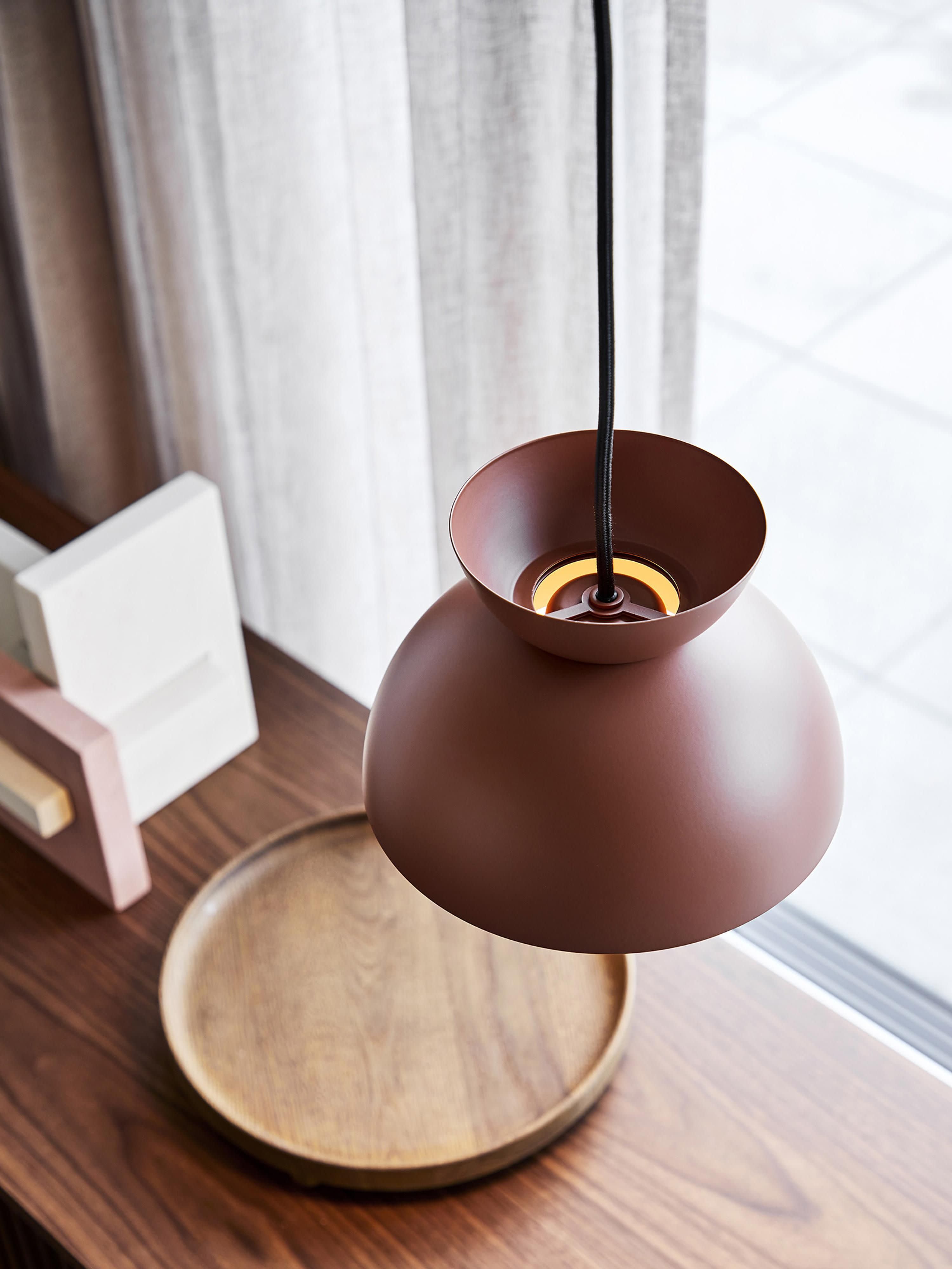 Petite suspension design Grettir - Lie de vin, mat