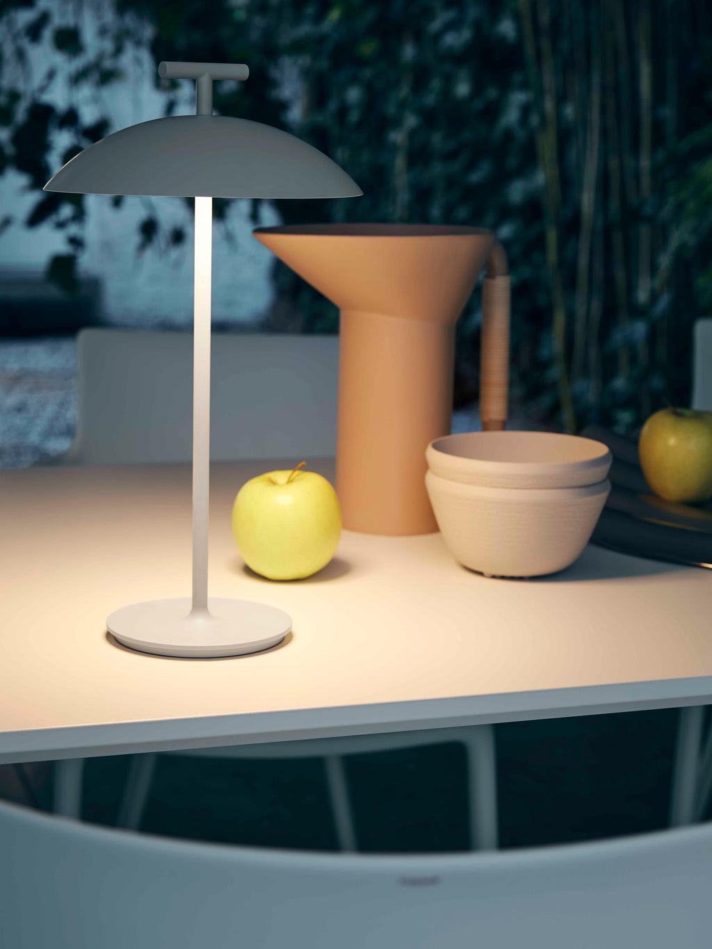 Lampe à poser LED mobile intérieure/extérieure Mini Osmund, intensité ajustable - Blanc