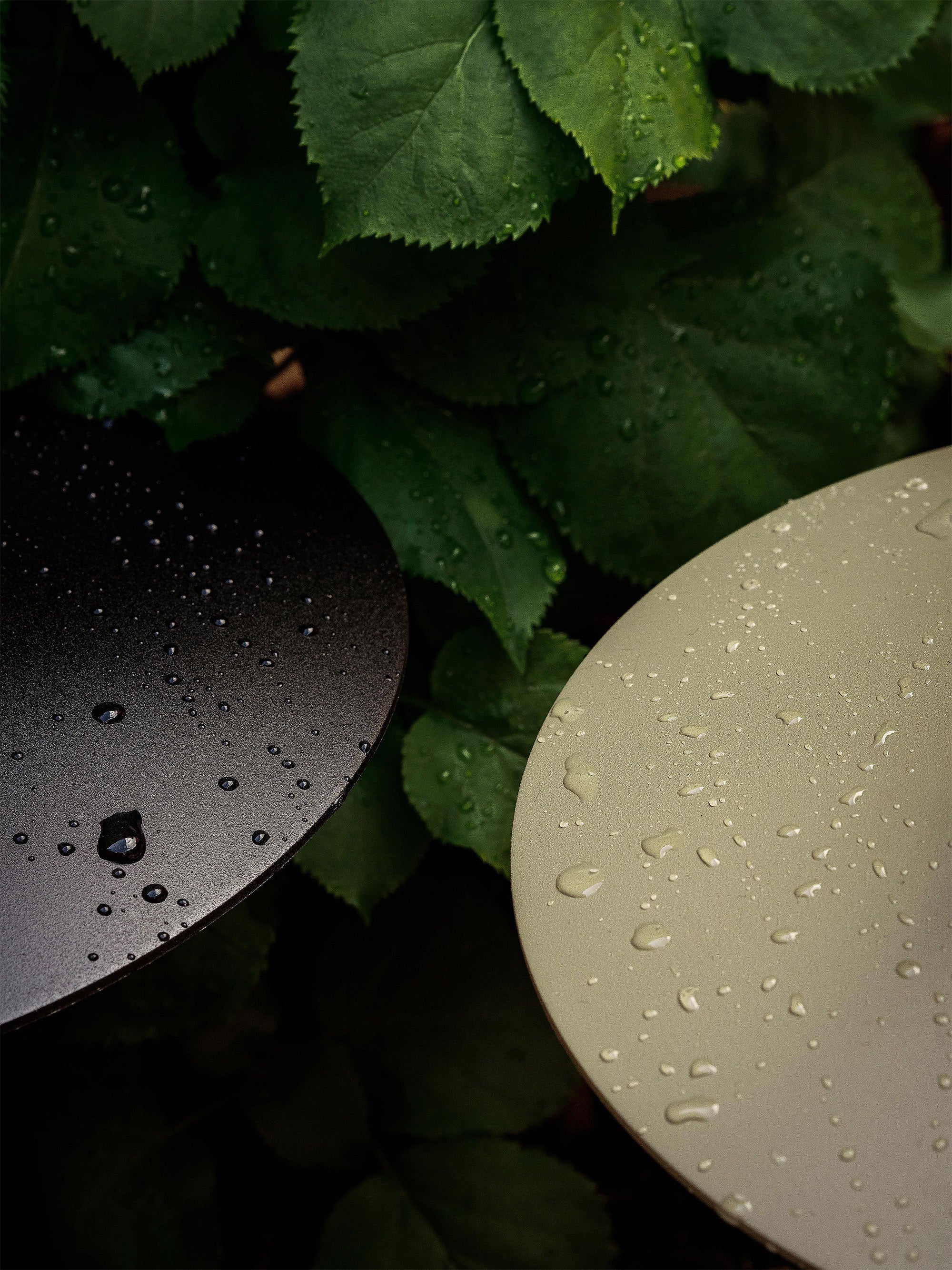 Lampe à poser LED avec port Haagen, intensité ajustable - Vert olive