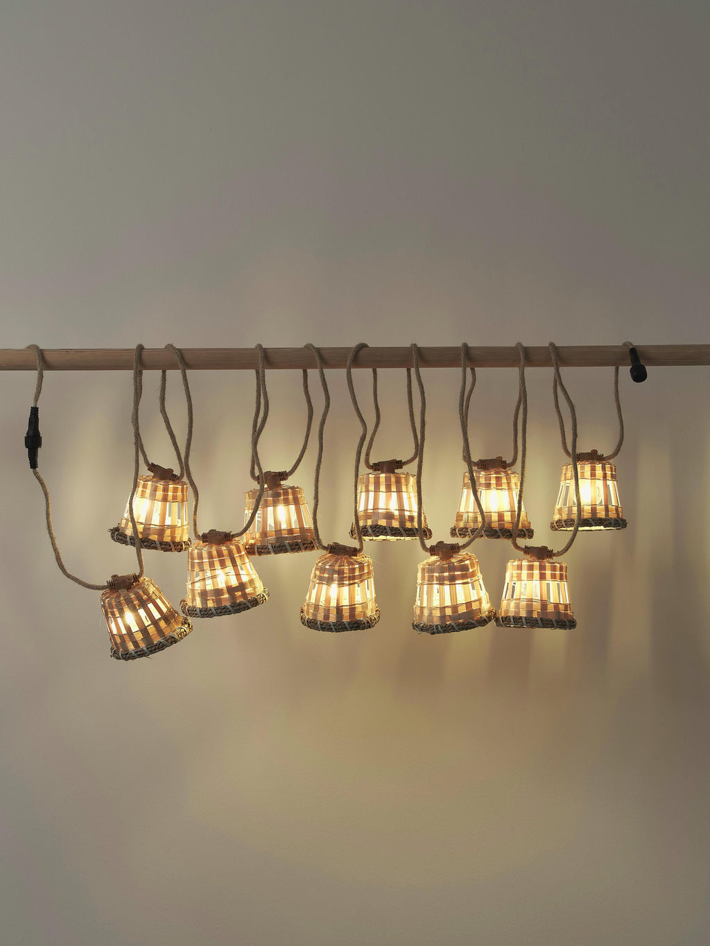 Guirlande lumineuse LED artisanale Corfitz, 800 cm - Tons bruns, beige clair