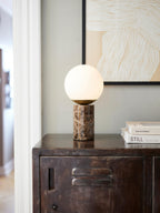 Petite lampe à poser avec pied en marbre Tapio - Blanc, brun, marbré