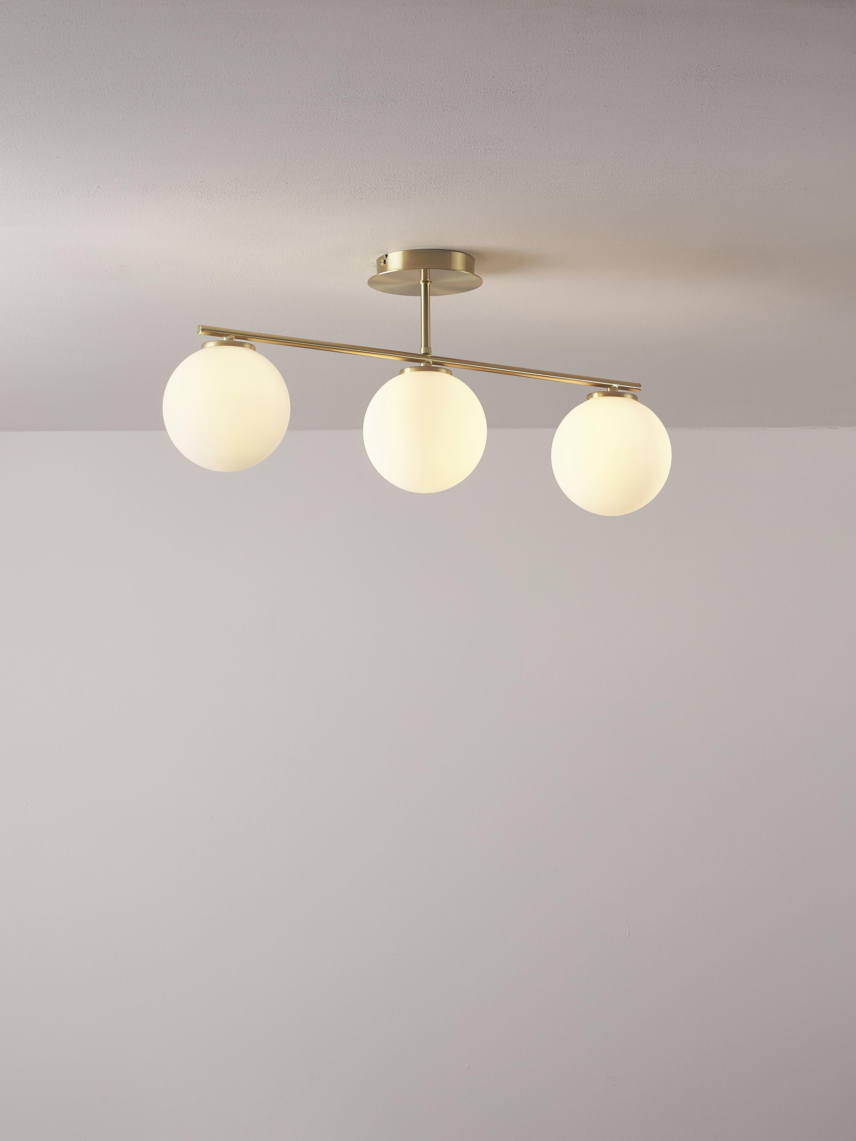 Plafonnier en verre opalescent Niilo - Blanc, doré