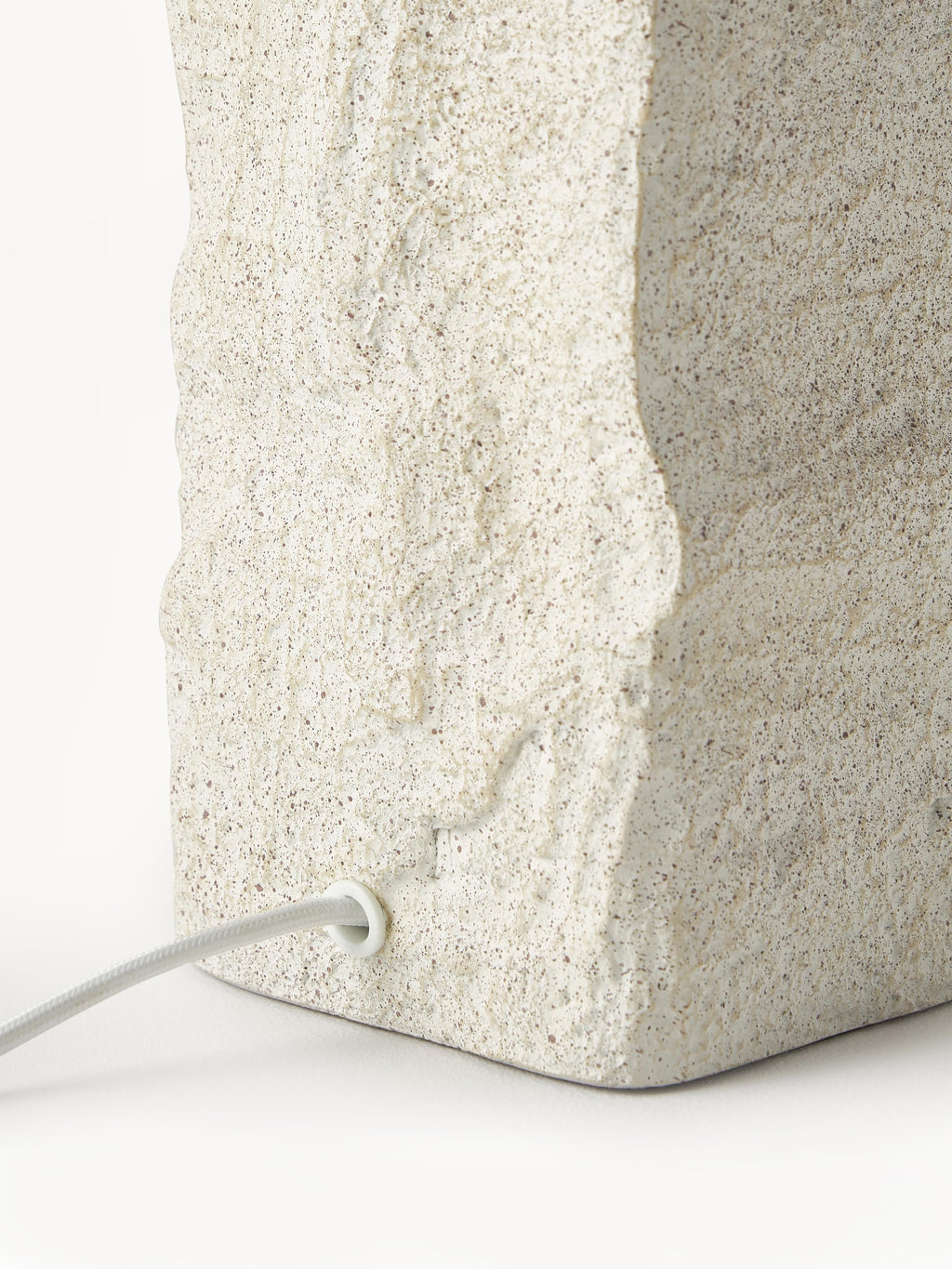 Grande lampe à poser avec pied en béton Dadi - Beige clair