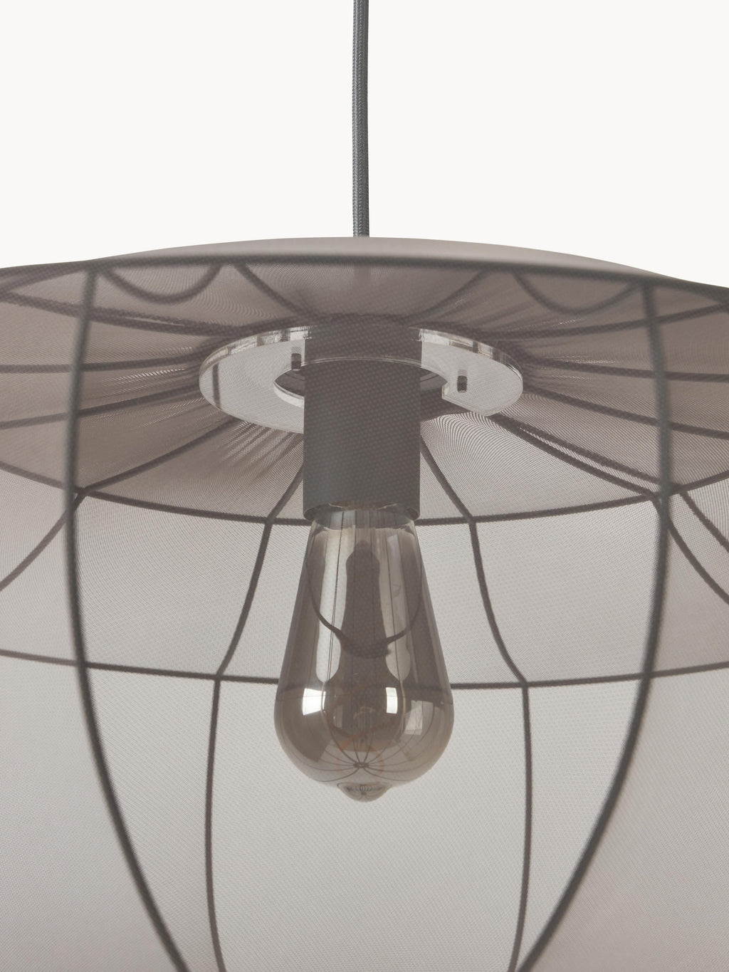 Suspension en tulle Paavo - Gris