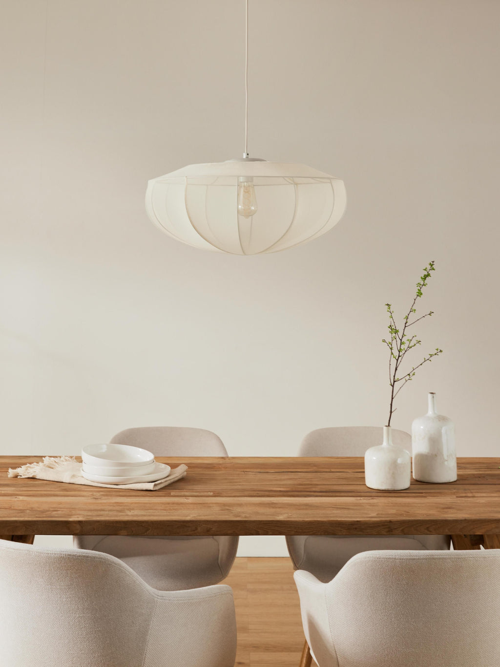 Suspension en tulle Paavo - Beige clair
