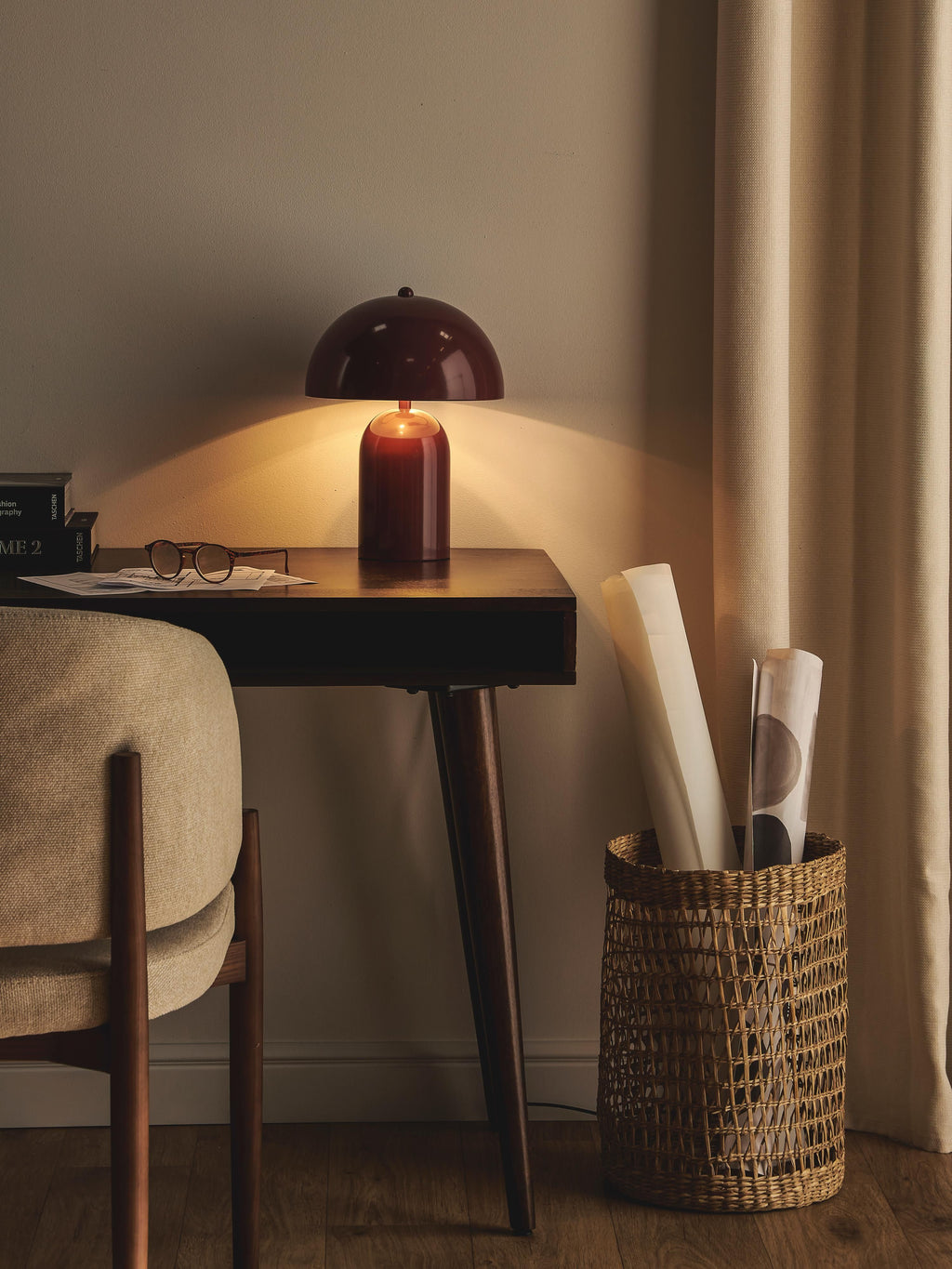 Lampe à poser rétro Elmo - Lie de vin, haute brillance