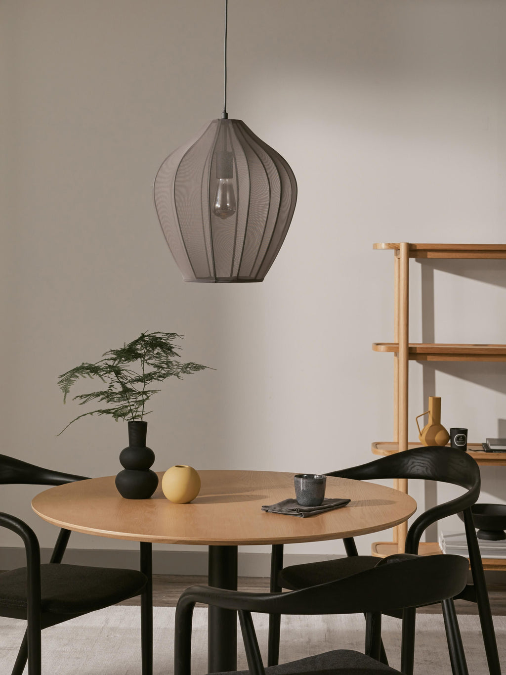 Suspension en tulle Paavo - Gris