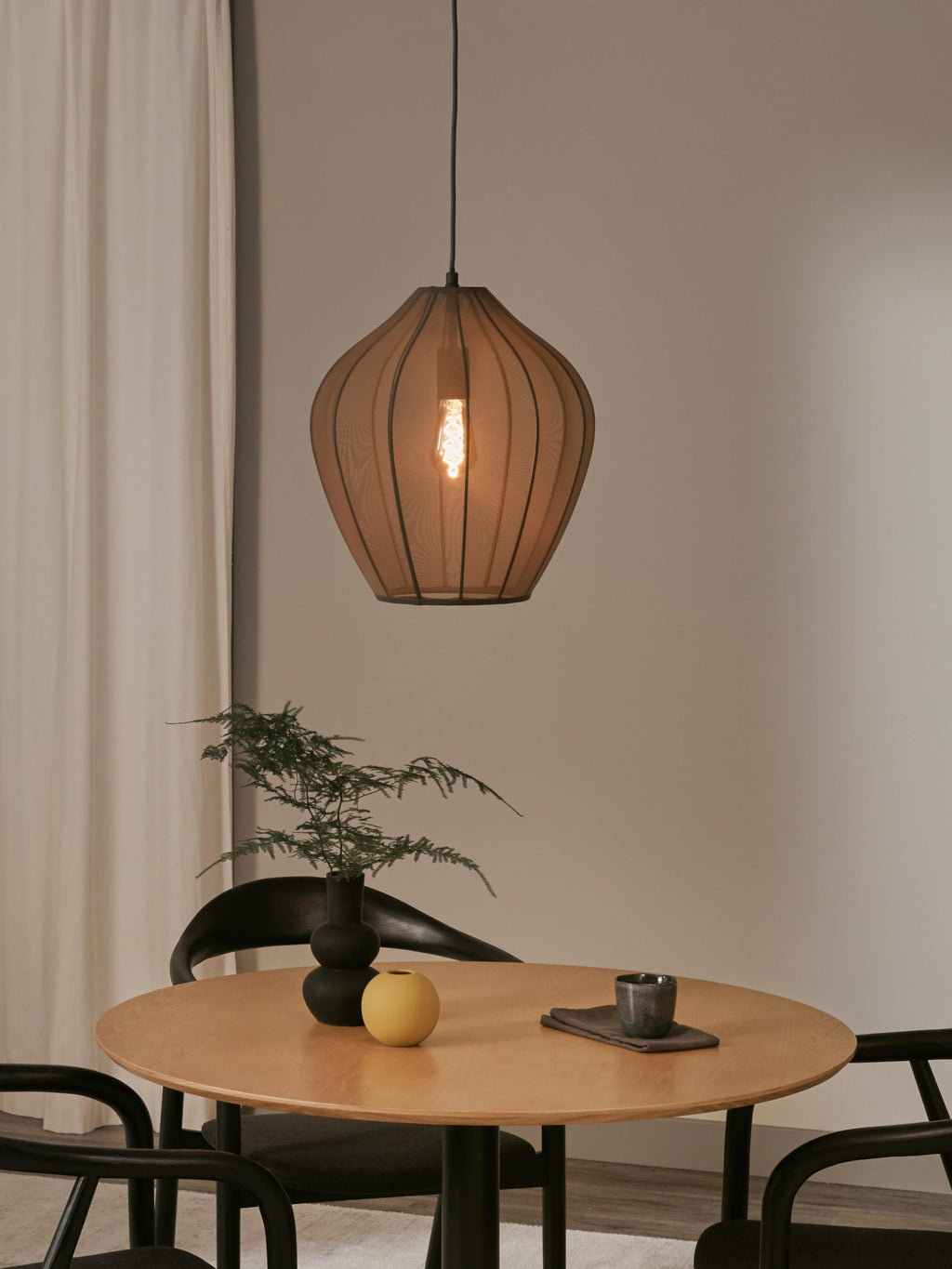 Suspension en tulle Paavo - Gris