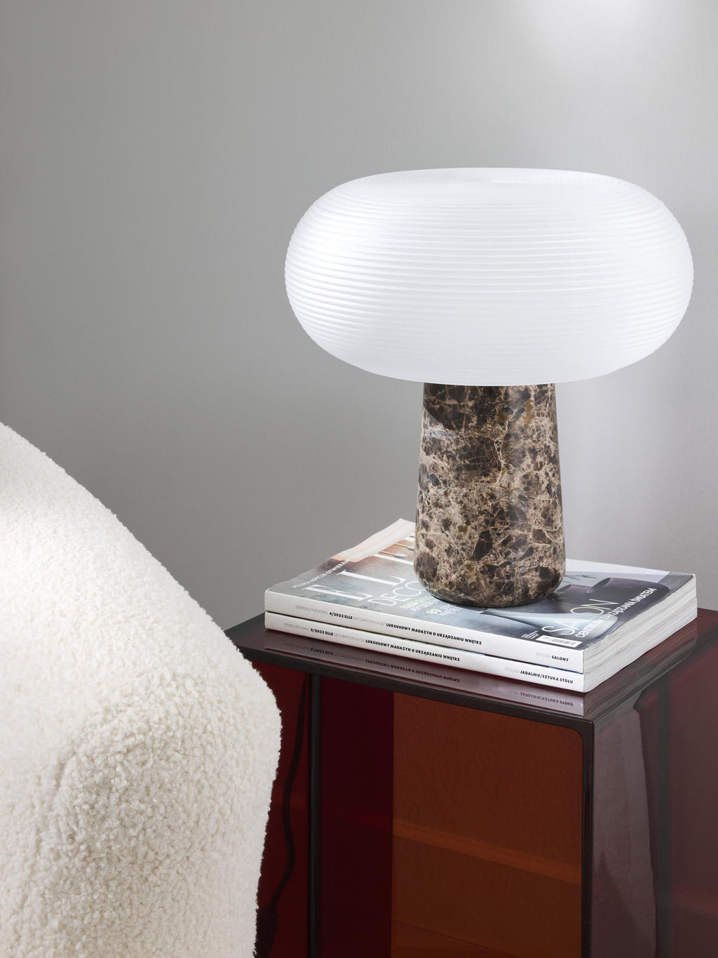 Lampe à poser avec pied en marbre Ashby - Blanc, brun foncé, marbré