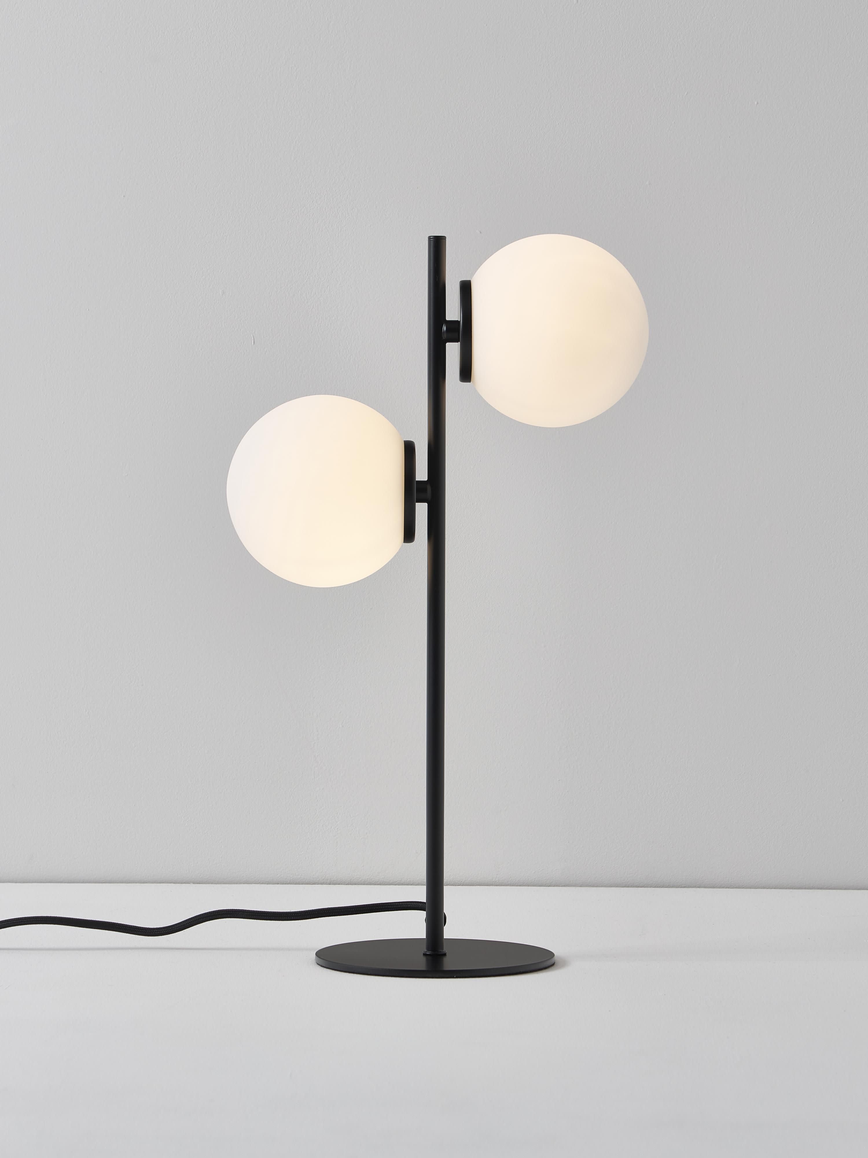 Lampe à poser en verre opalescent Niilo - Blanc, noir