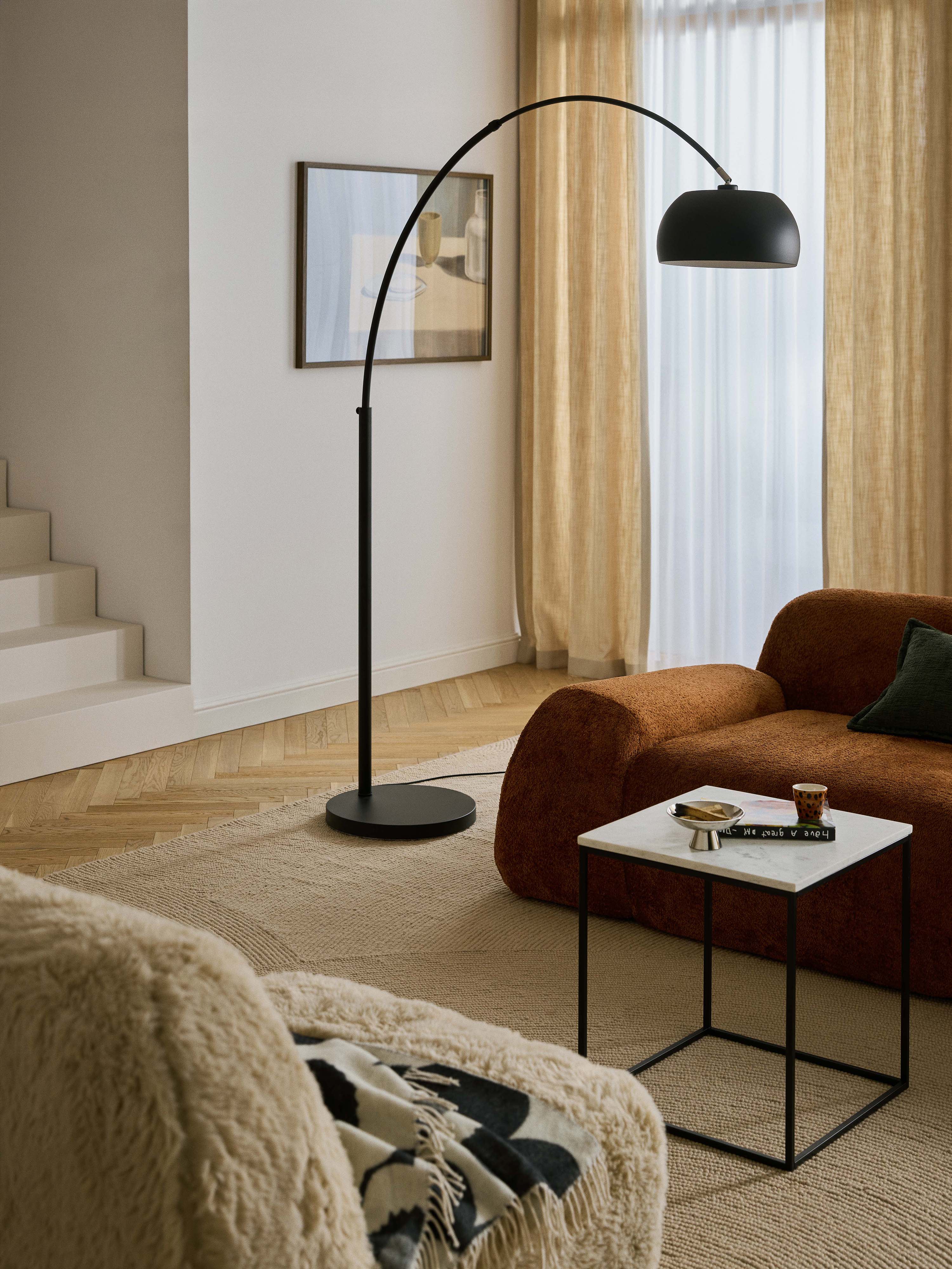 Grand lampadaire arc Dak - Noir
