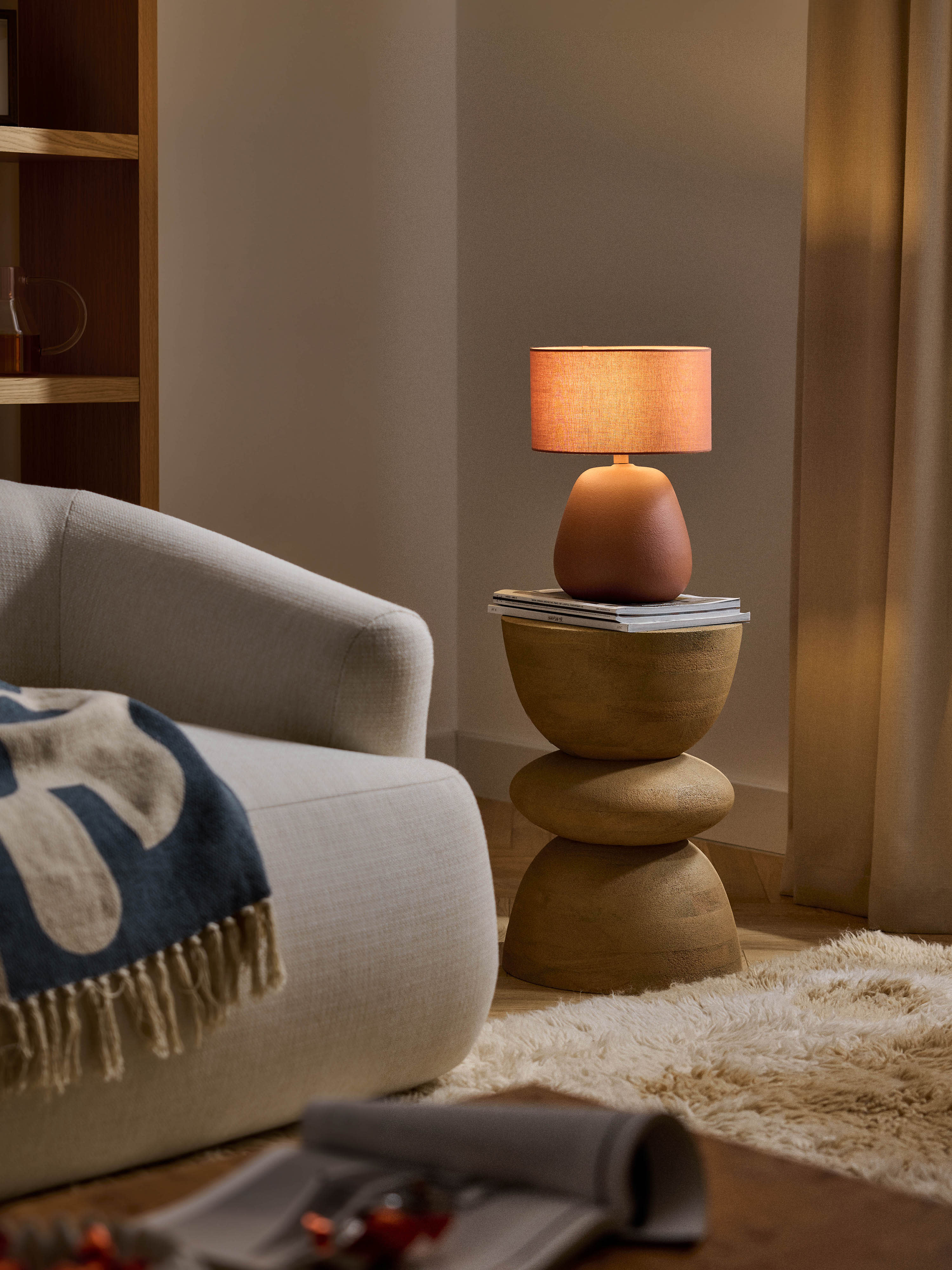Lampe à poser en céramique Stav - Terracotta, mat