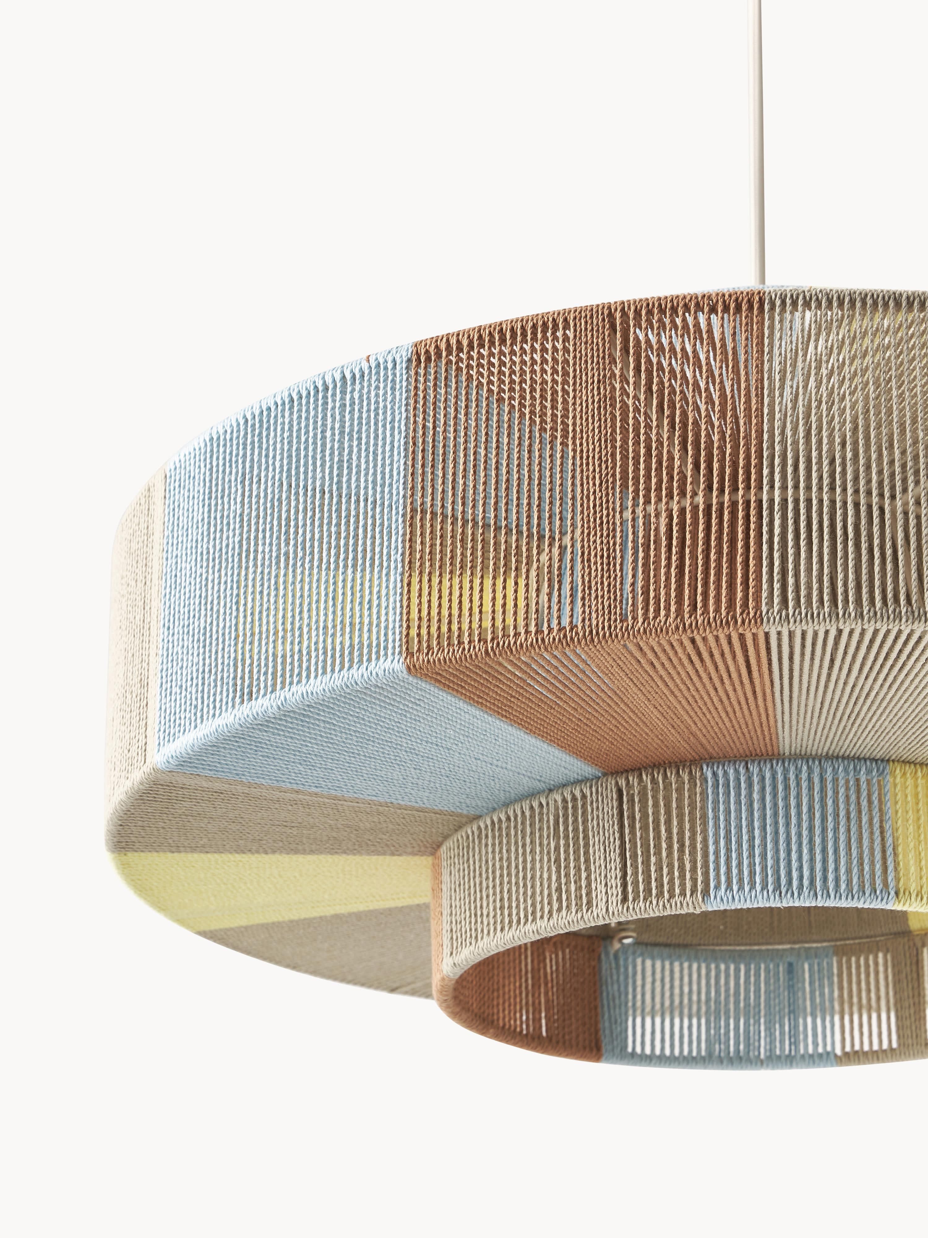 Grande suspension en fils de lin Matias - Multicolore