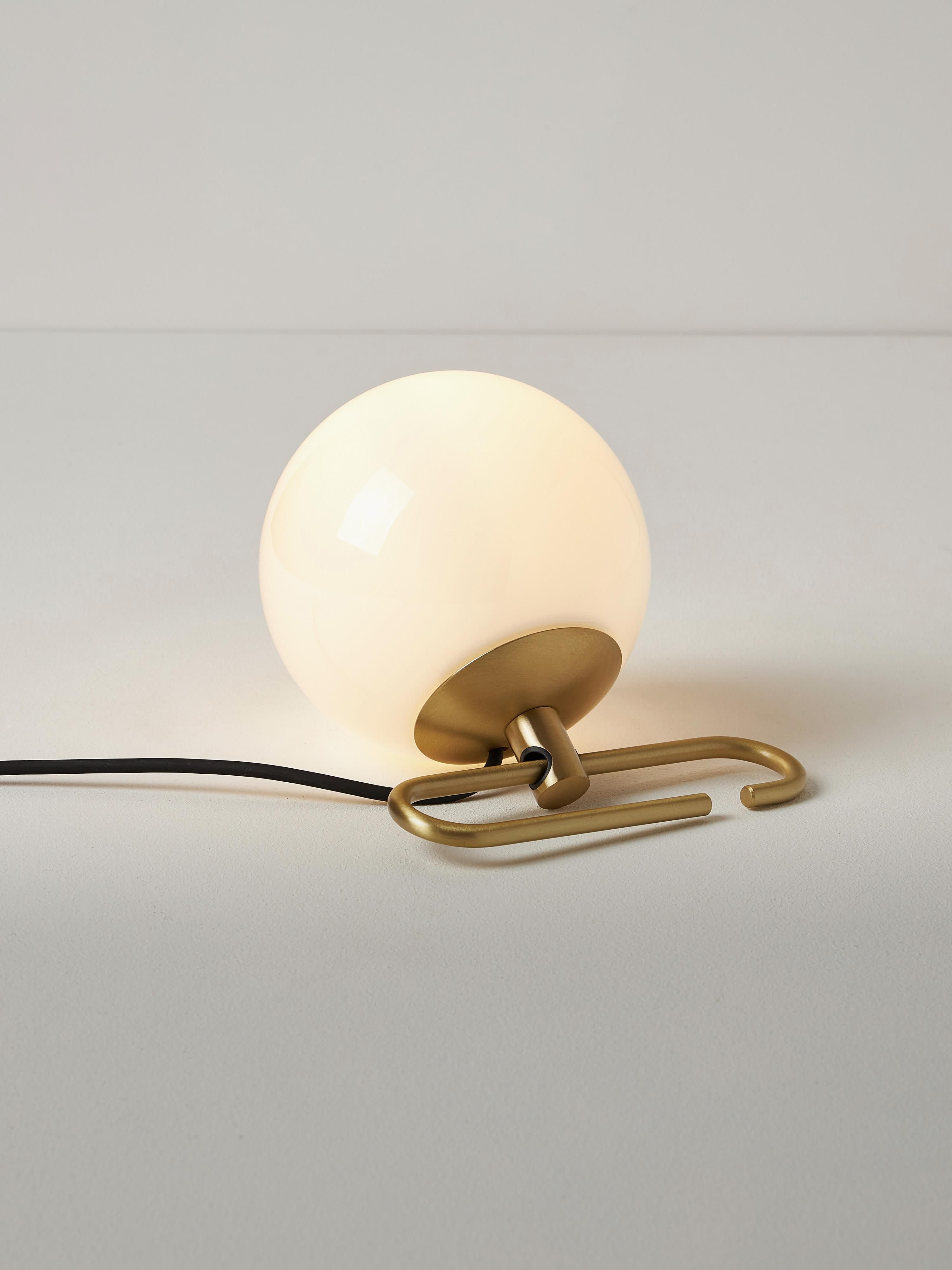 Lampe à poser soufflée bouche nh1217 - Blanc cassé, doré