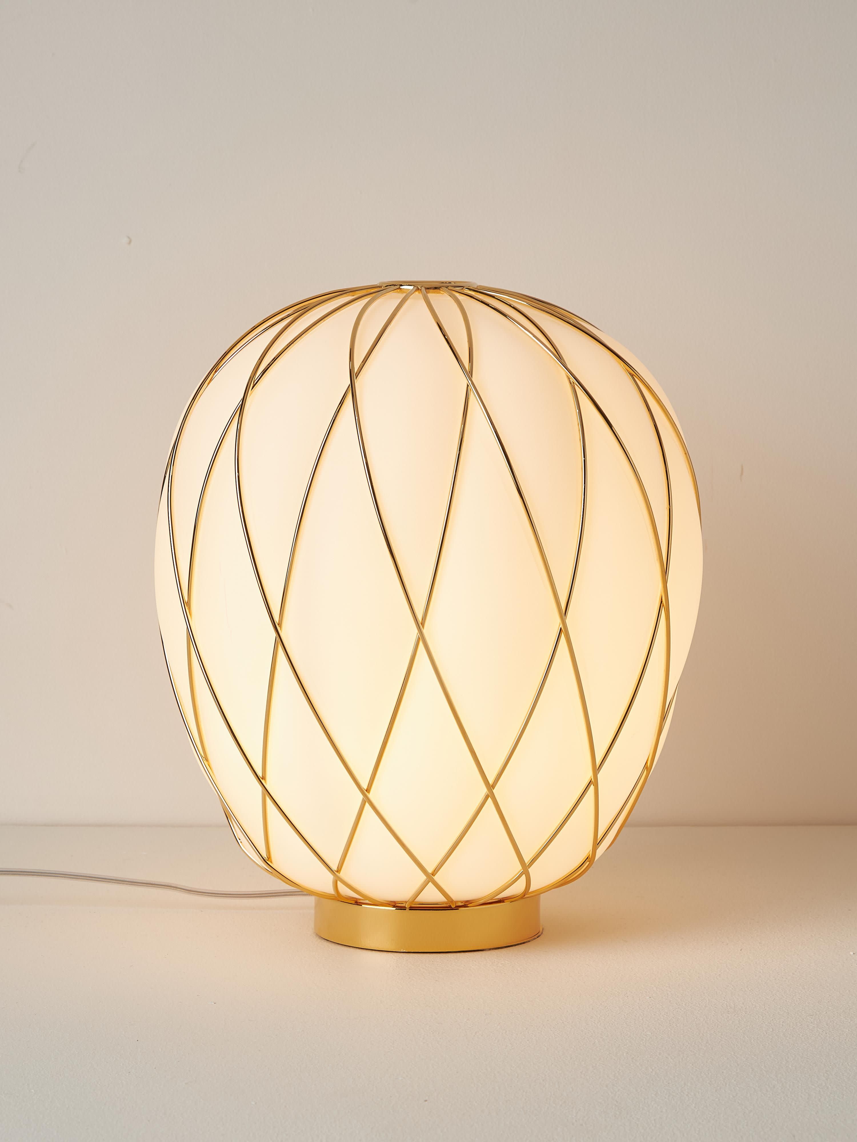 Lampe à poser artisanale Berger - Blanc, doré