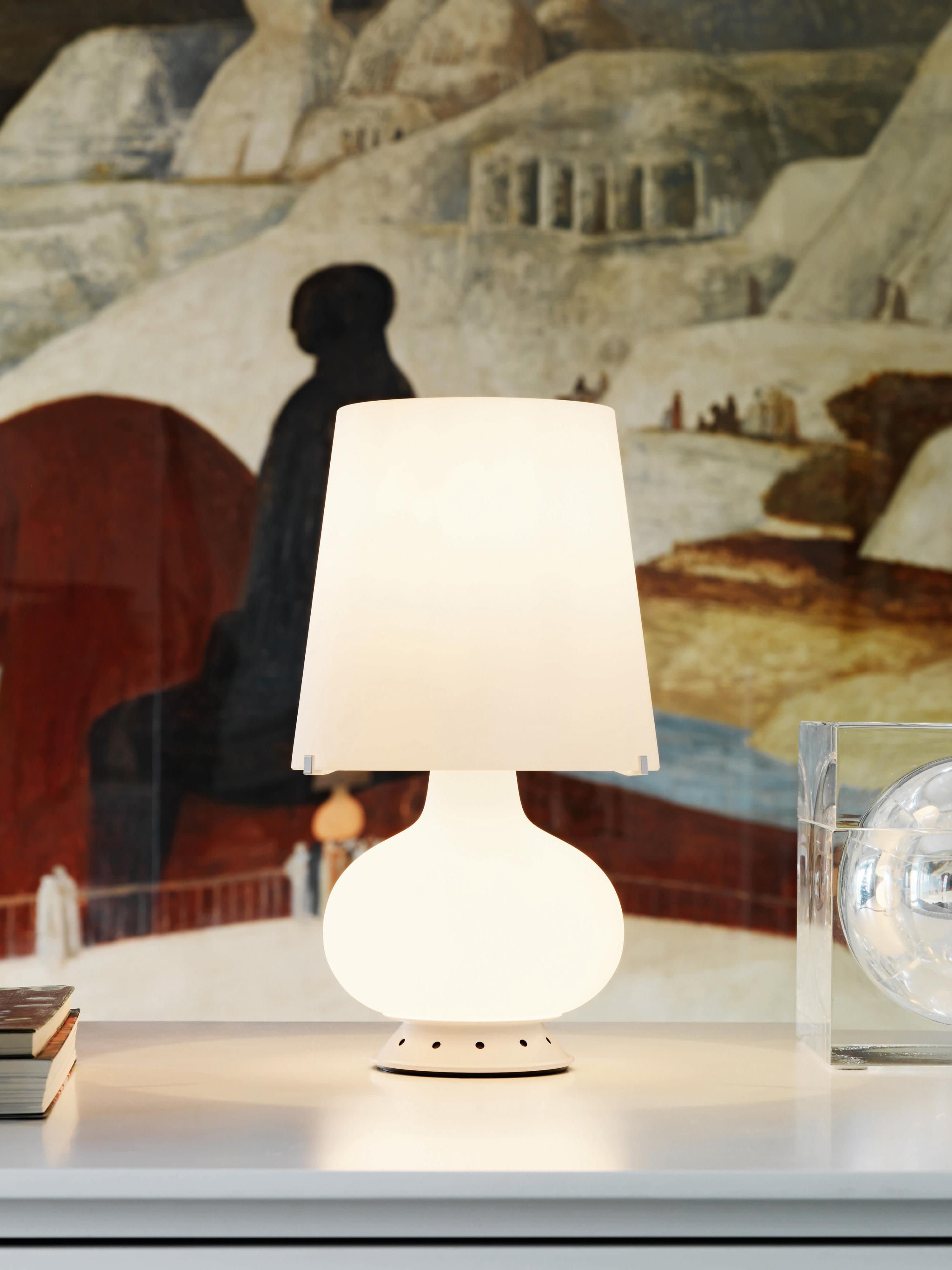 Petite lampe à poser artisanale Steg, intensité ajustable - Blanc