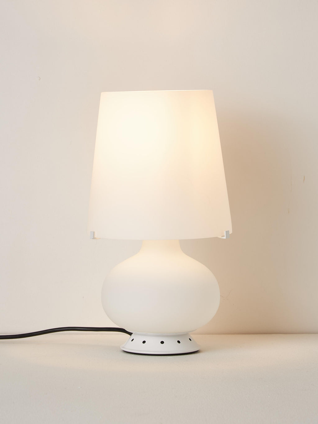 Petite lampe à poser artisanale Steg, intensité ajustable - Blanc