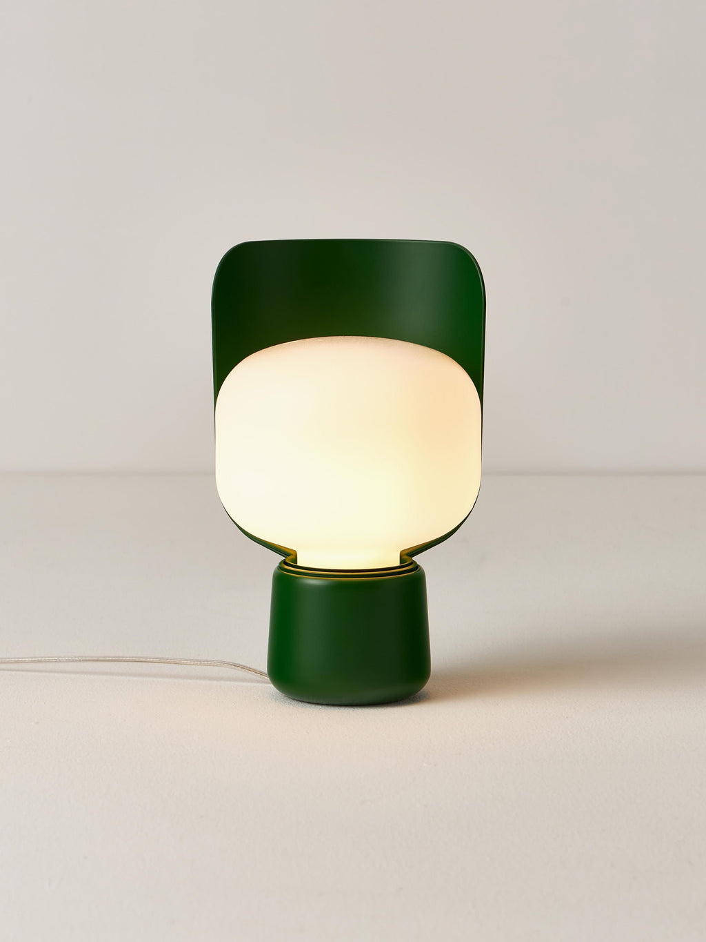 Petite lampe à poser artisanale Isaac - Blanc, vert foncé