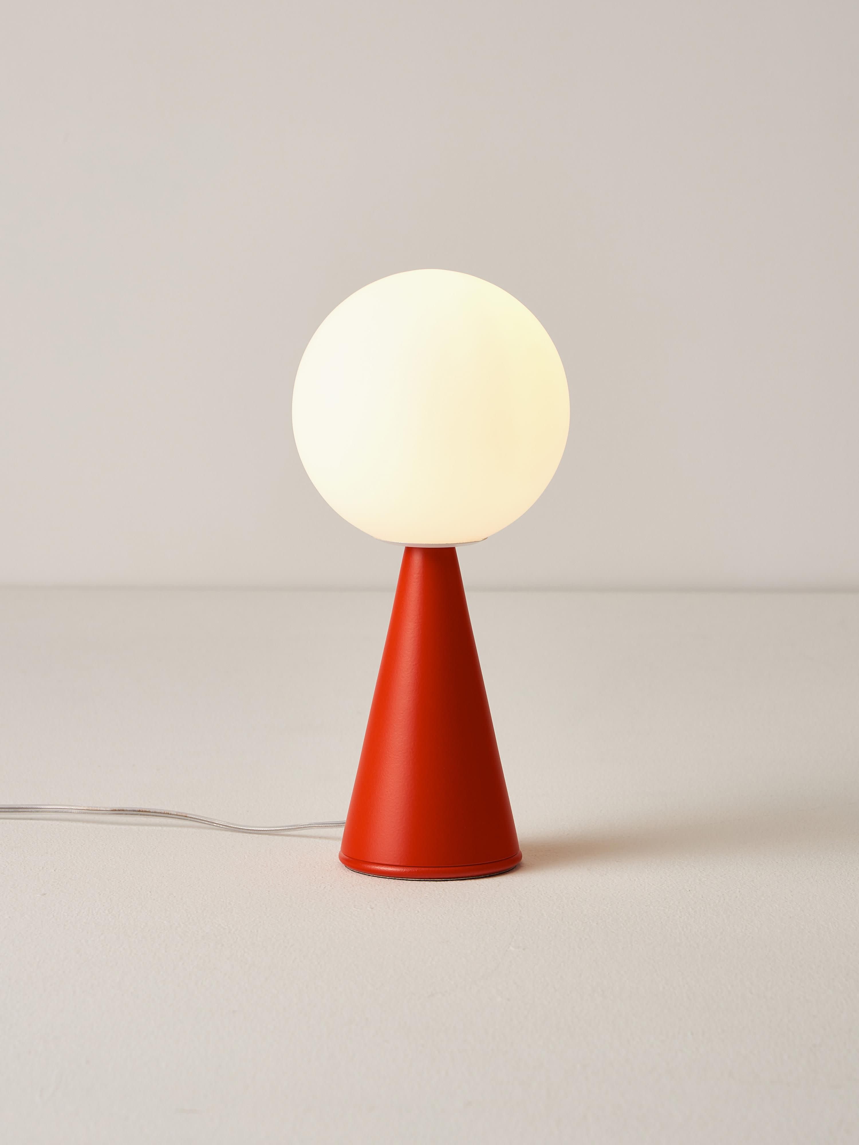 Petite lampe à poser artisanale Cyric - Blanc, rouge