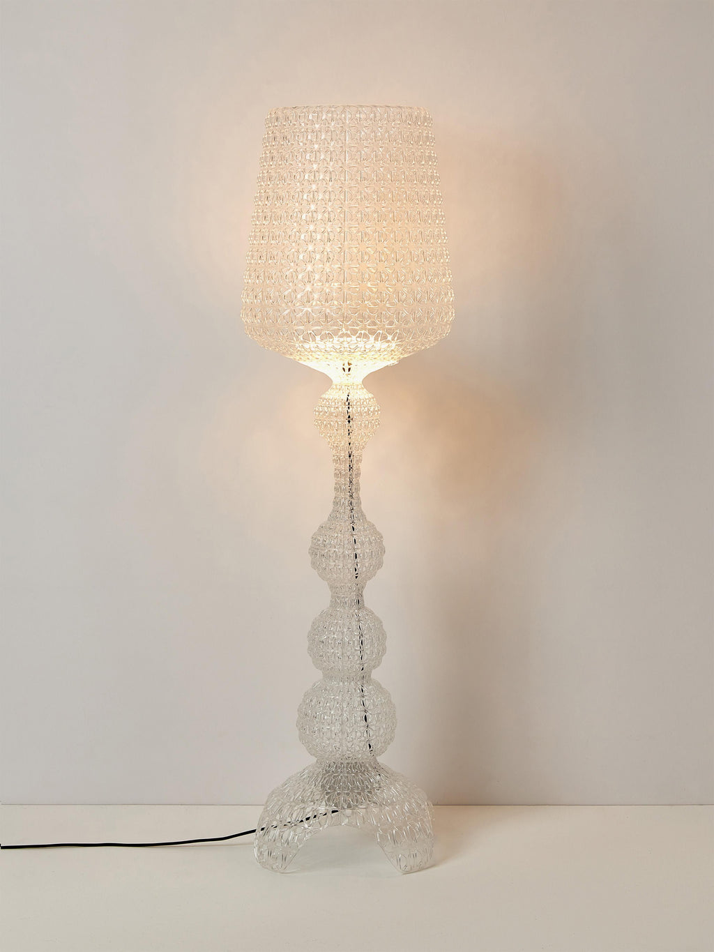 Lampadaire LED d'extérieur Dreng, intensité ajustable - Transparent