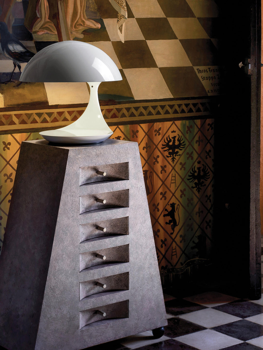 Lampe à poser avec abat-jour pivotant Hawk - Blanc