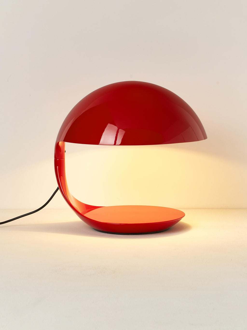 Lampe à poser avec abat-jour pivotant Hawk - Rouge