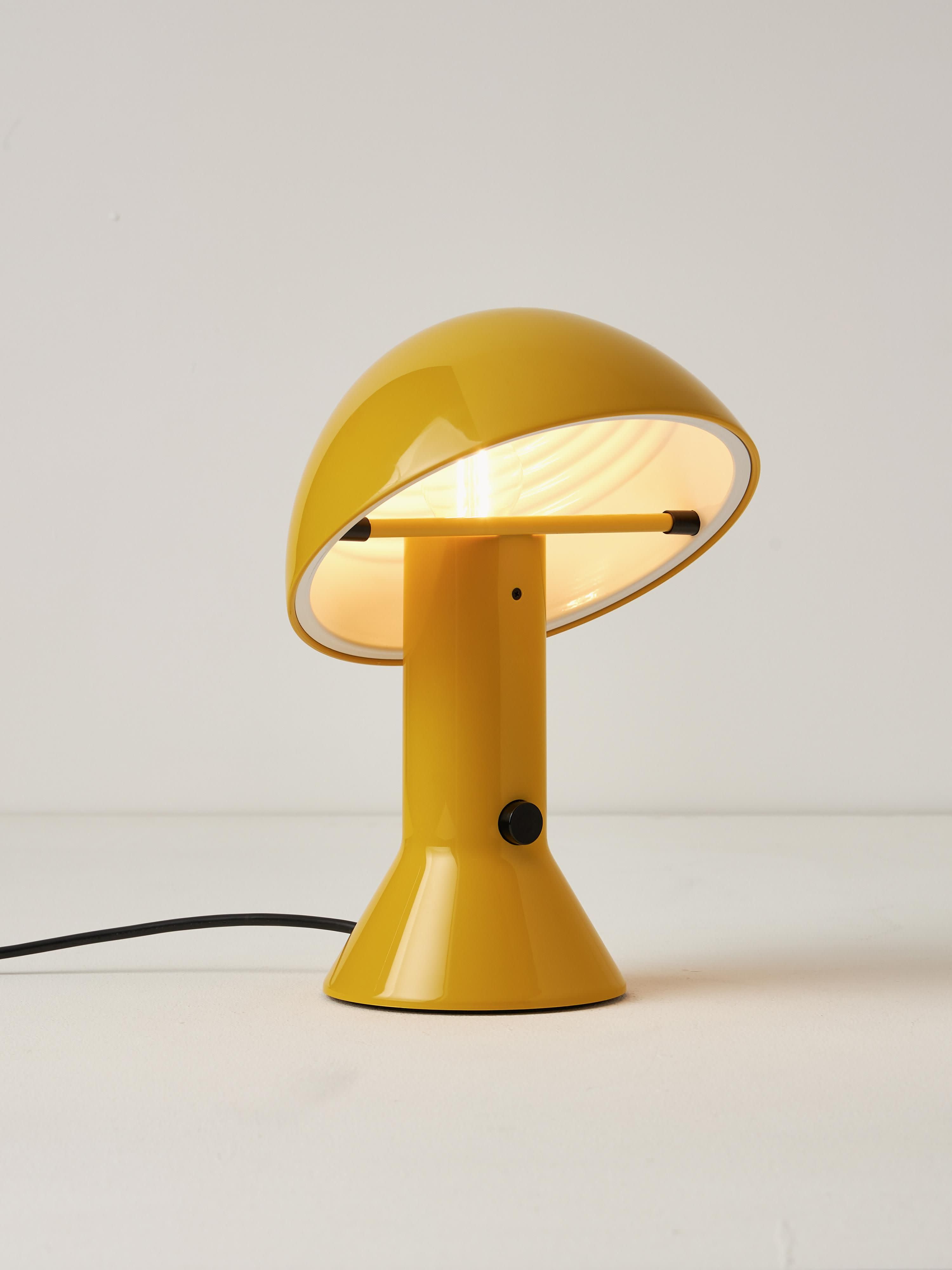 Petite lampe à poser avec abat-jour réglable Rikard - Jaune soleil