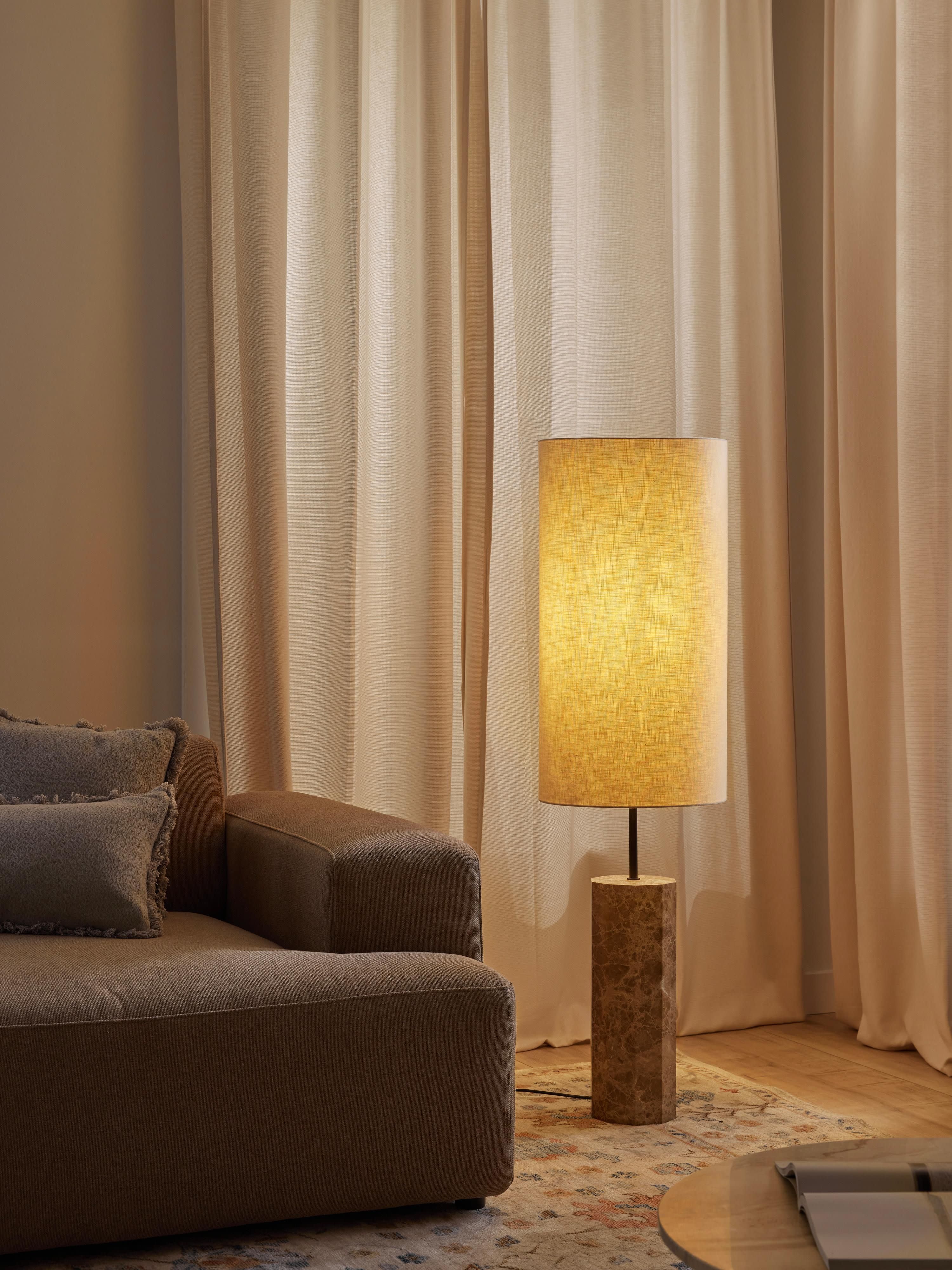 Lampadaire avec pied en marbre Neale - Blanc cassé, brun, marbré