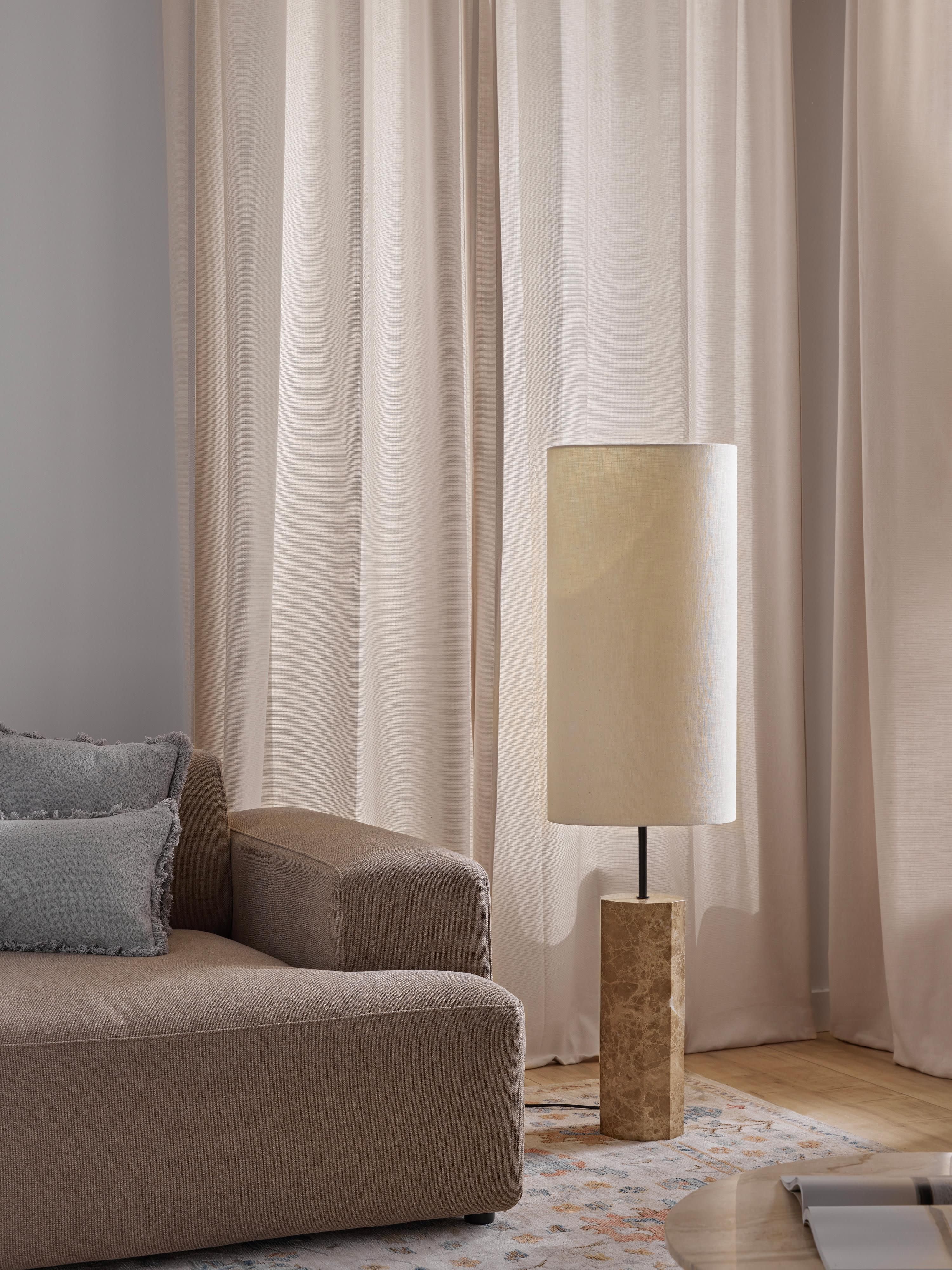 Lampadaire avec pied en marbre Neale - Blanc cassé, brun, marbré