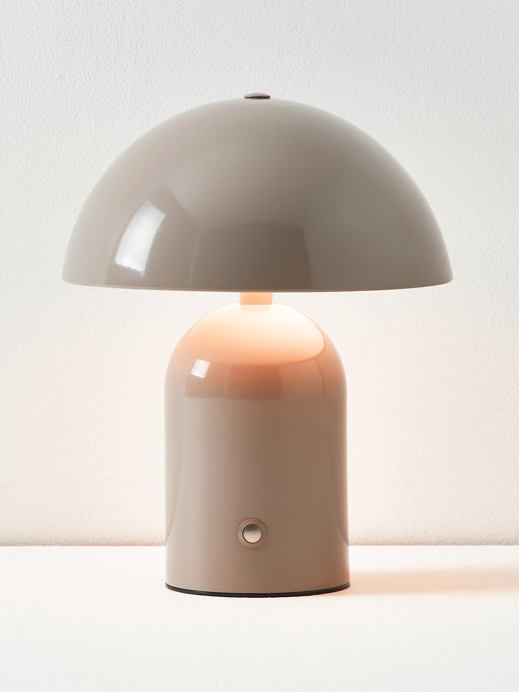 Petite lampe à poser LED mobile Elmo, intensité ajustable - Taupe, haute brillance