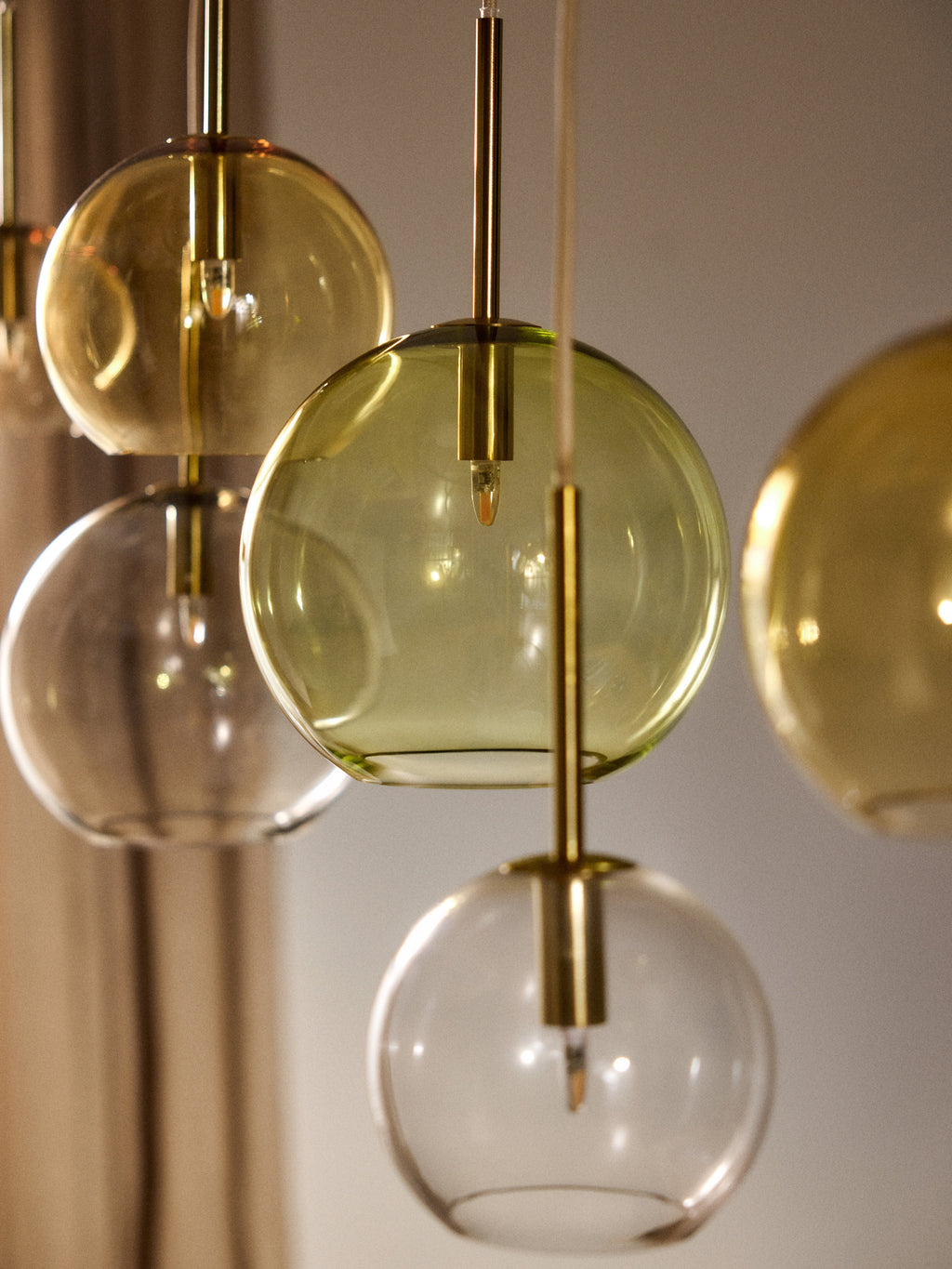 Grande suspension en verre Kjel - Multicolore, transparent