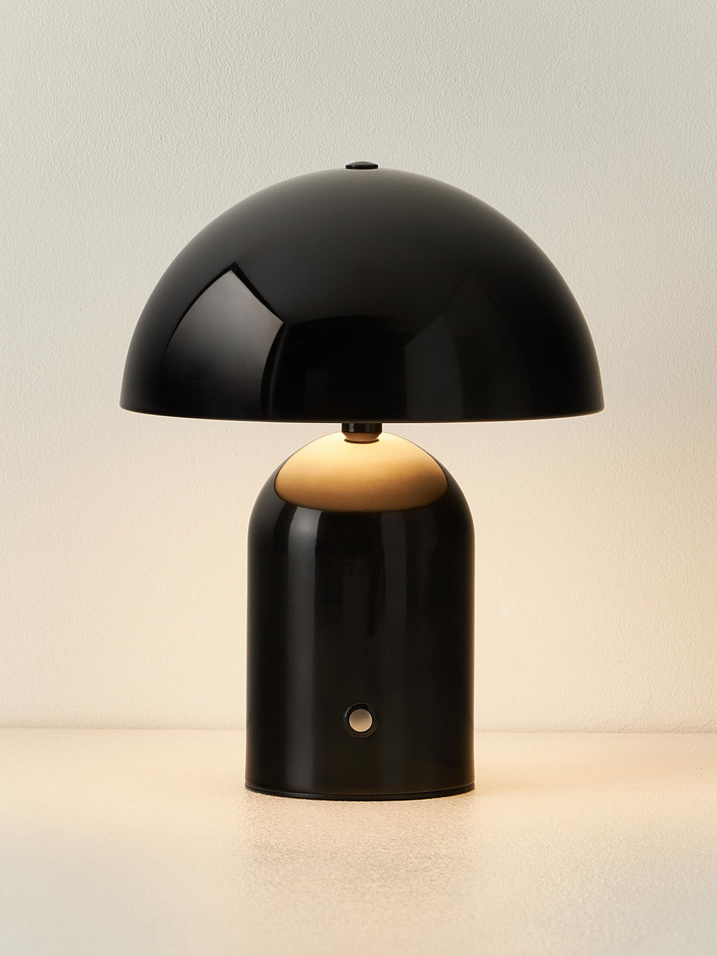 Petite lampe à poser LED mobile Elmo, intensité ajustable - Noir, haute brillance