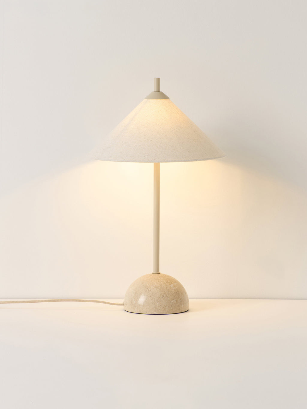 Lampe à poser avec pied en marbre Archer - Beige, marbré