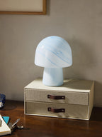 Petite lampe à poser aspect marbre Ean - Bleu ciel look marbre