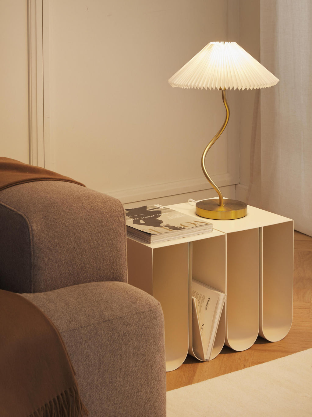 Lampe à poser Hjor - Blanc, doré