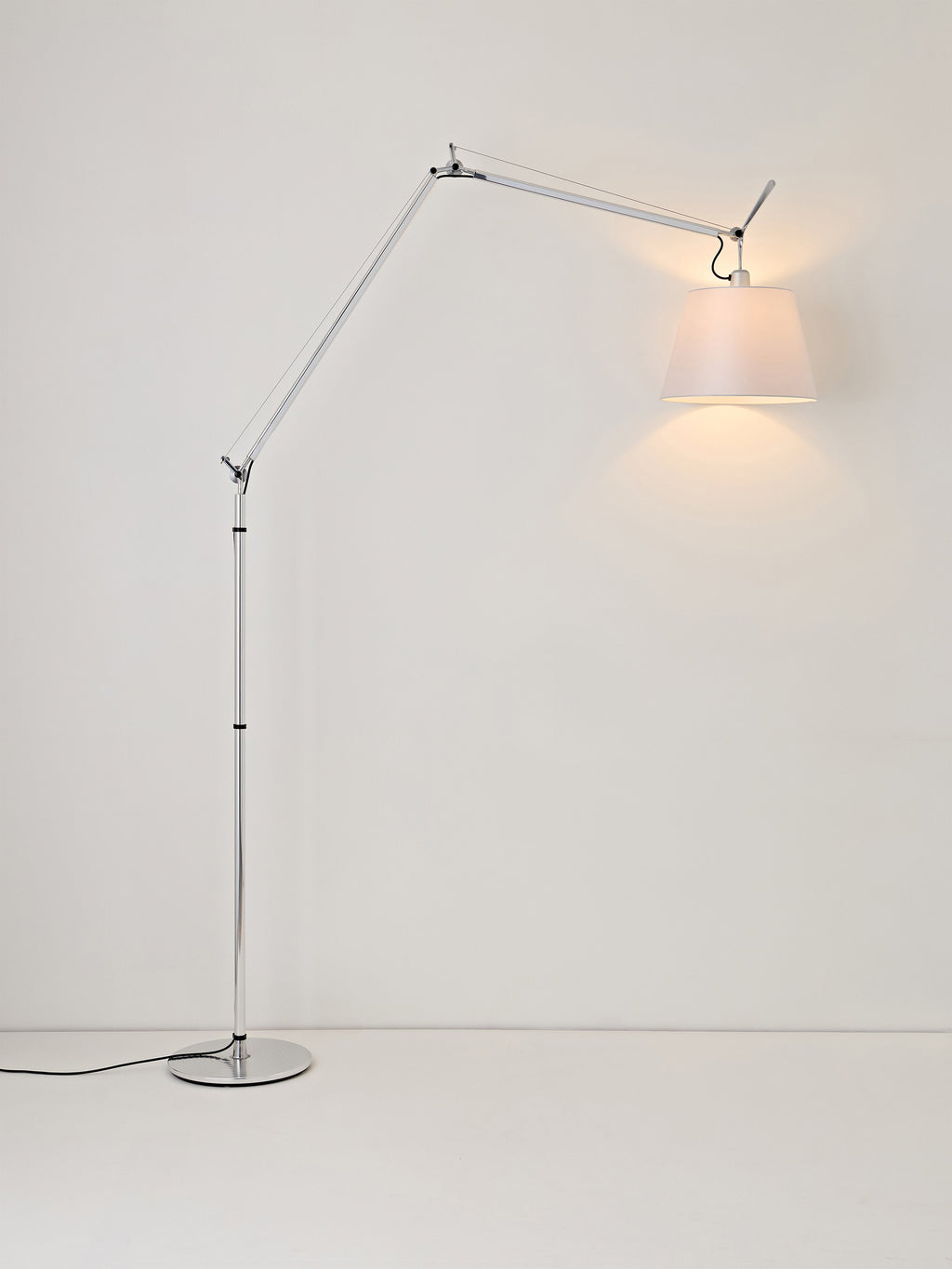 Grande liseuse orientable Earl - Jaune pâle, argenté
