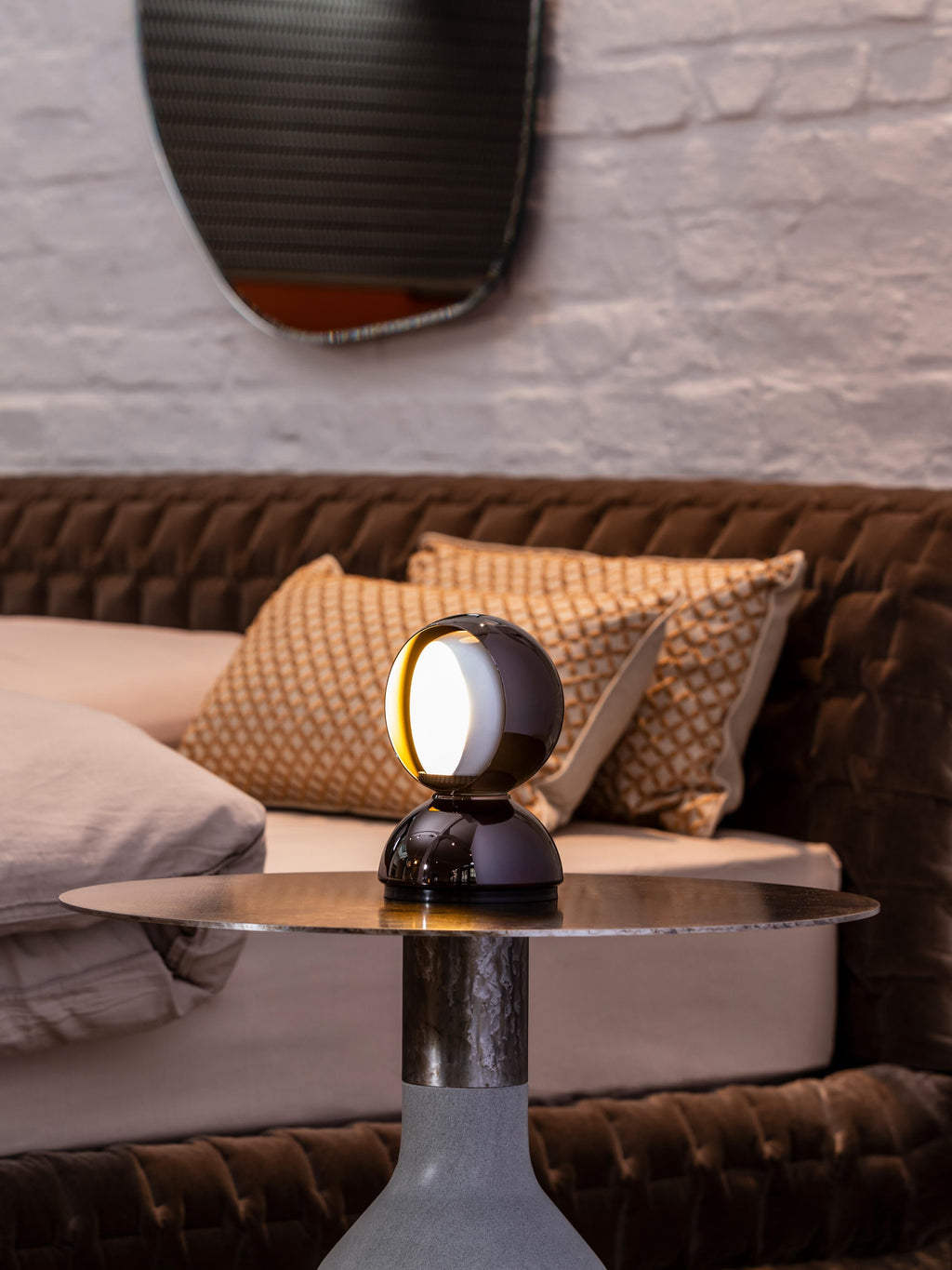 Petite lampe à poser orientable Laurits - Noir